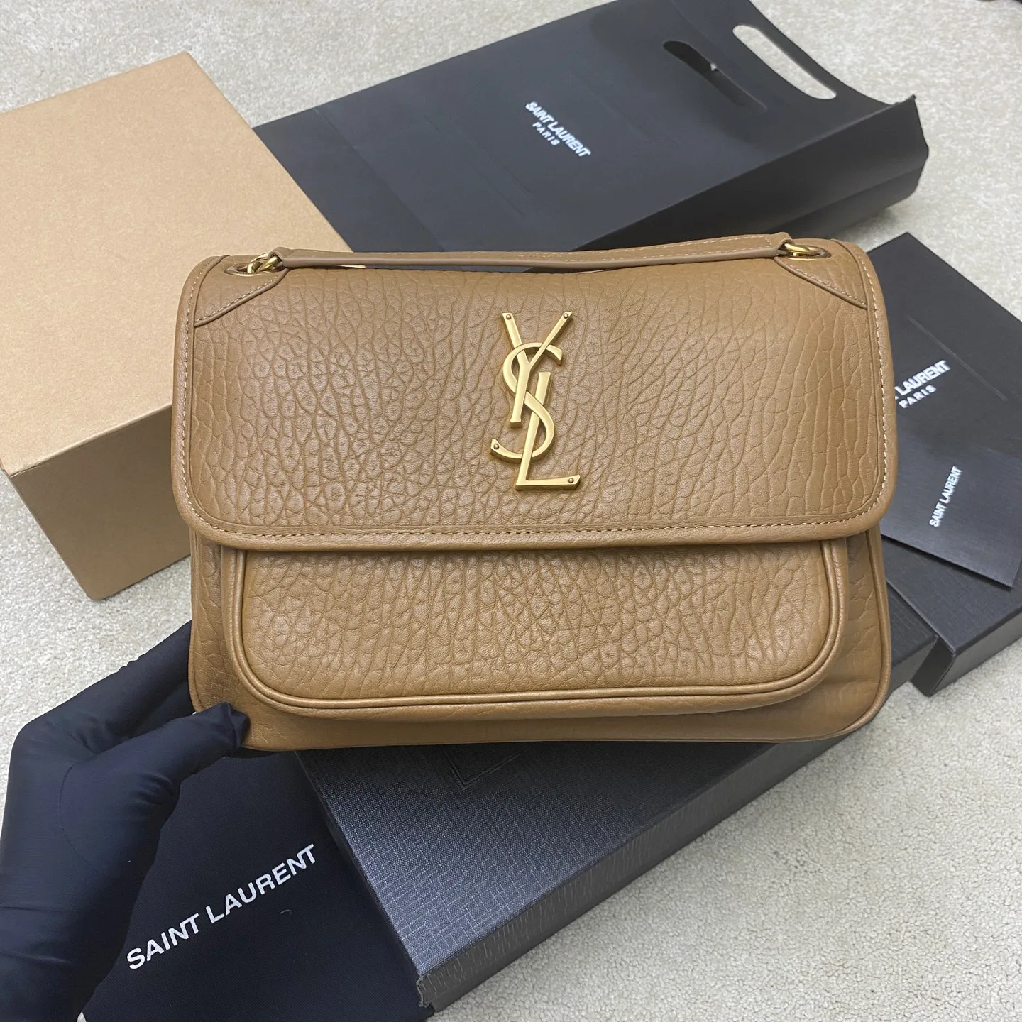 Классические Сумки Женские Saint Laurent 13435176
