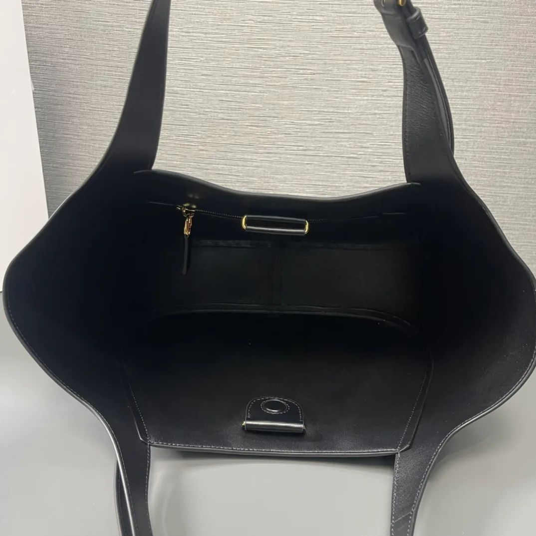 Классические Сумки Женские Prada 9028