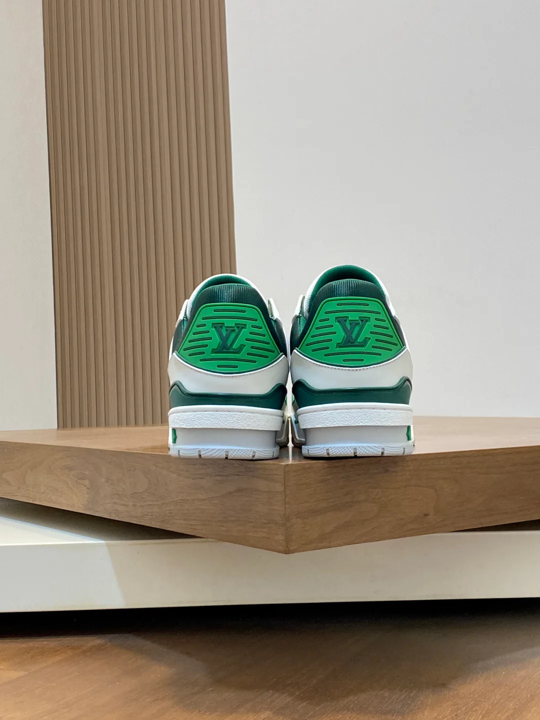 Кроссовки Мужские Louis Vuitton 2194130