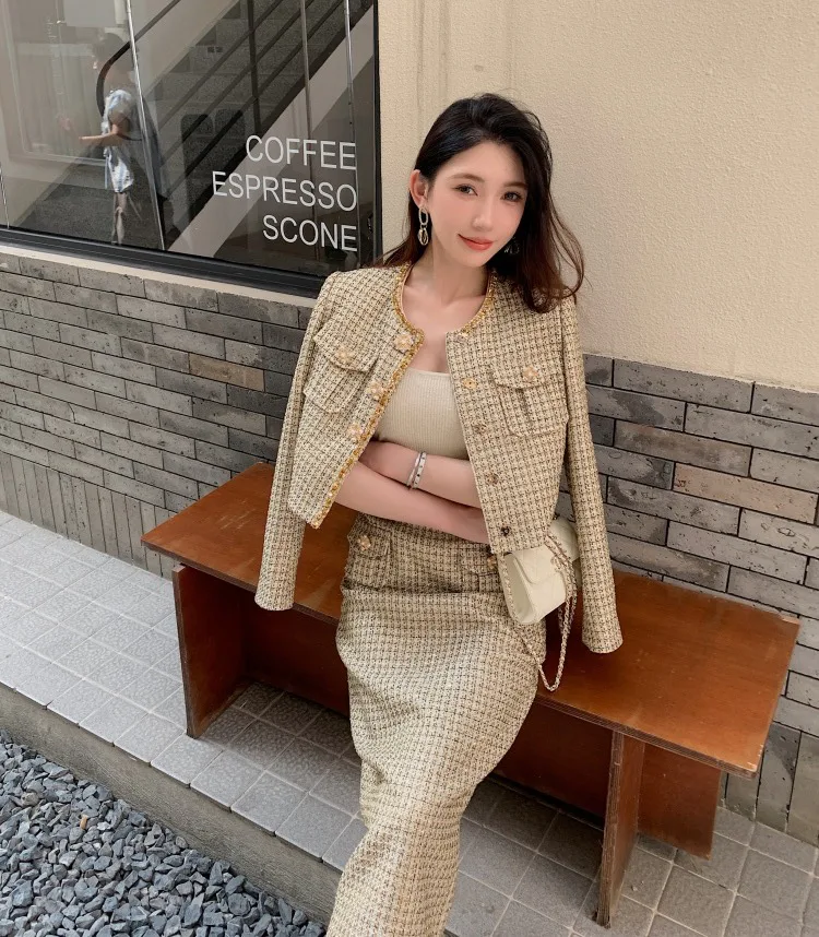 Костюмы Женские Chanel 11303293