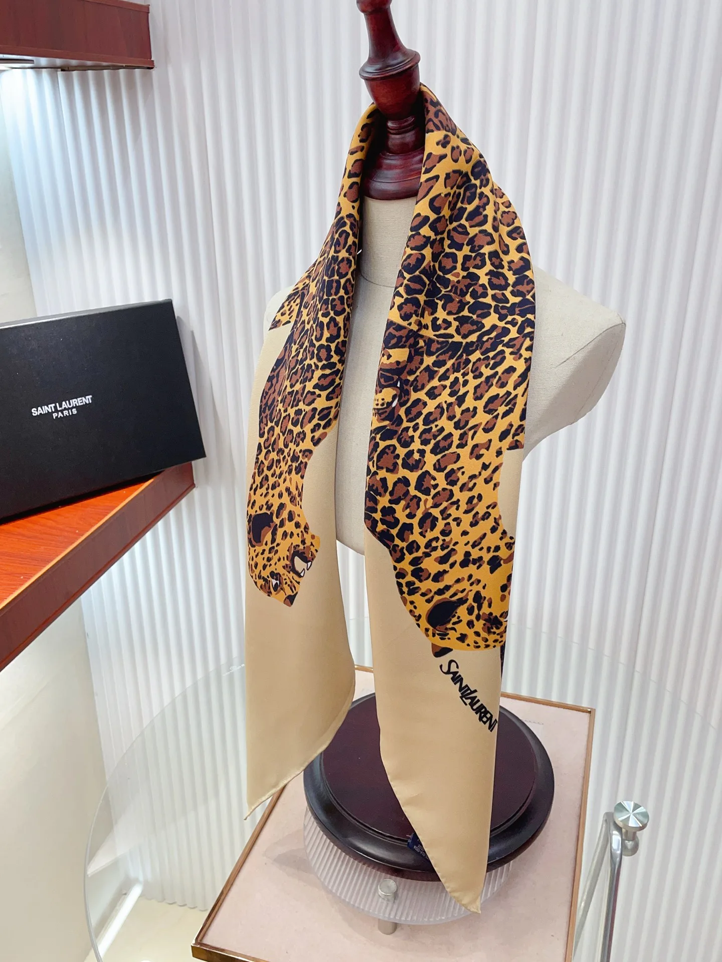 Платки Saint Laurent 11585488