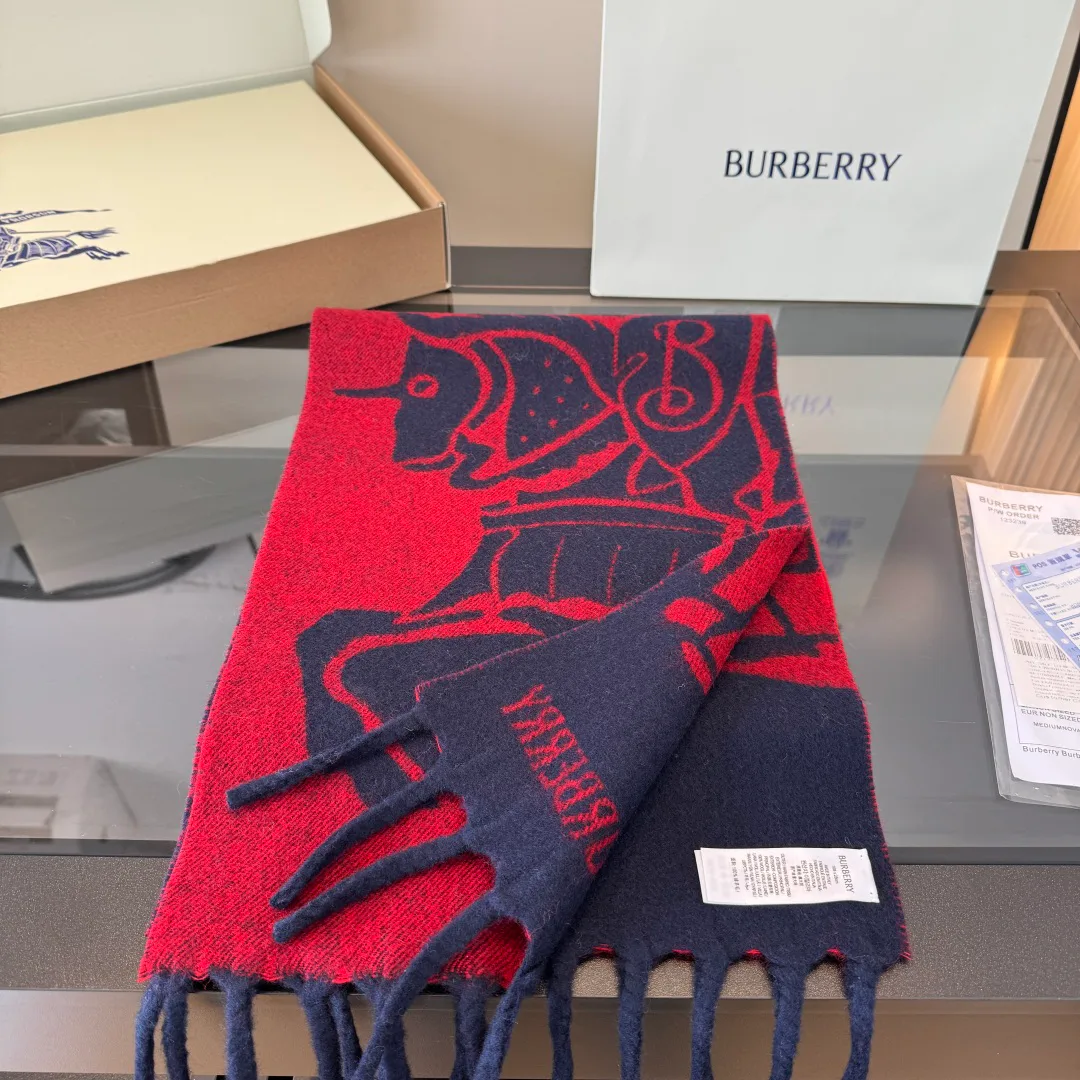 Шарфы Burberry 18627293