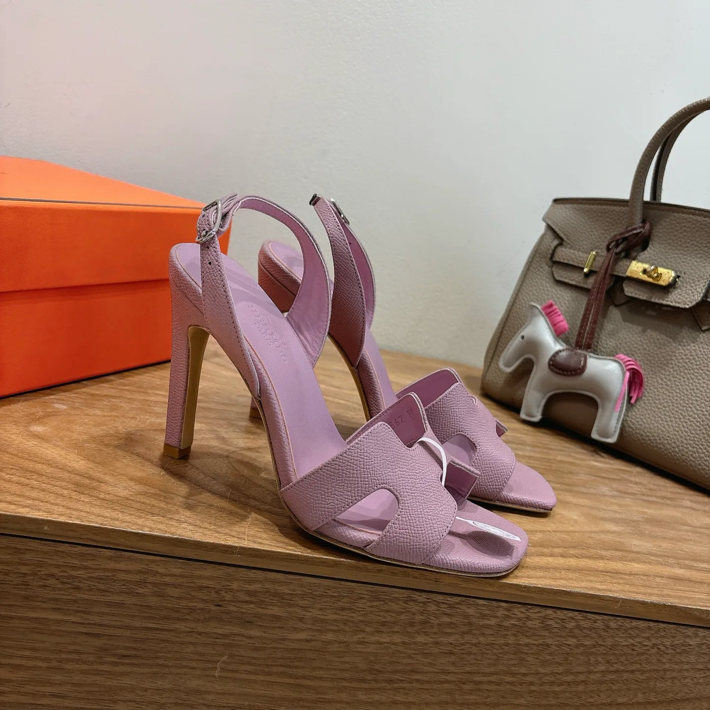 Босоножки Женские Hermes 11514472