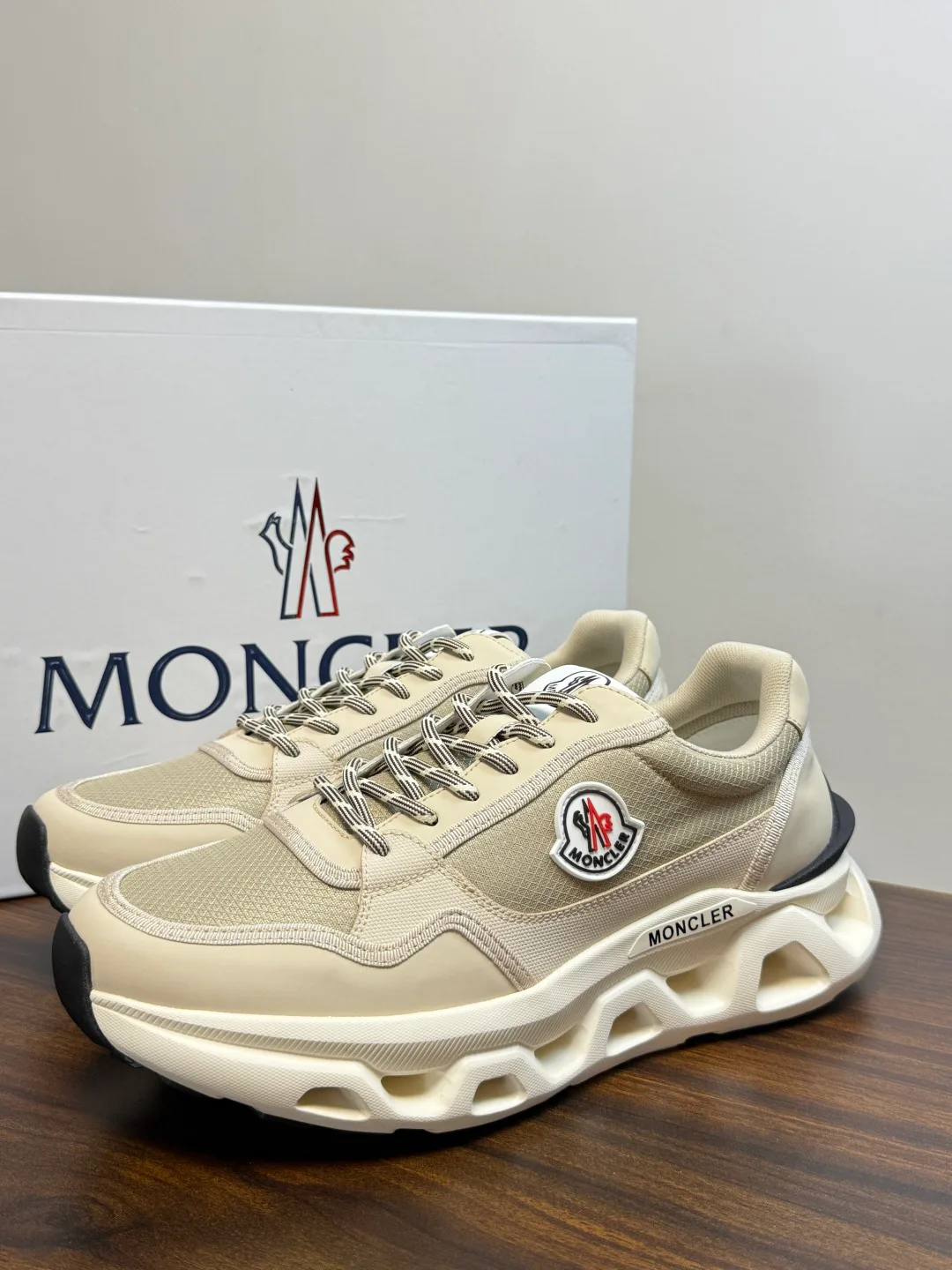 Кроссовки Мужские Moncler 19423219