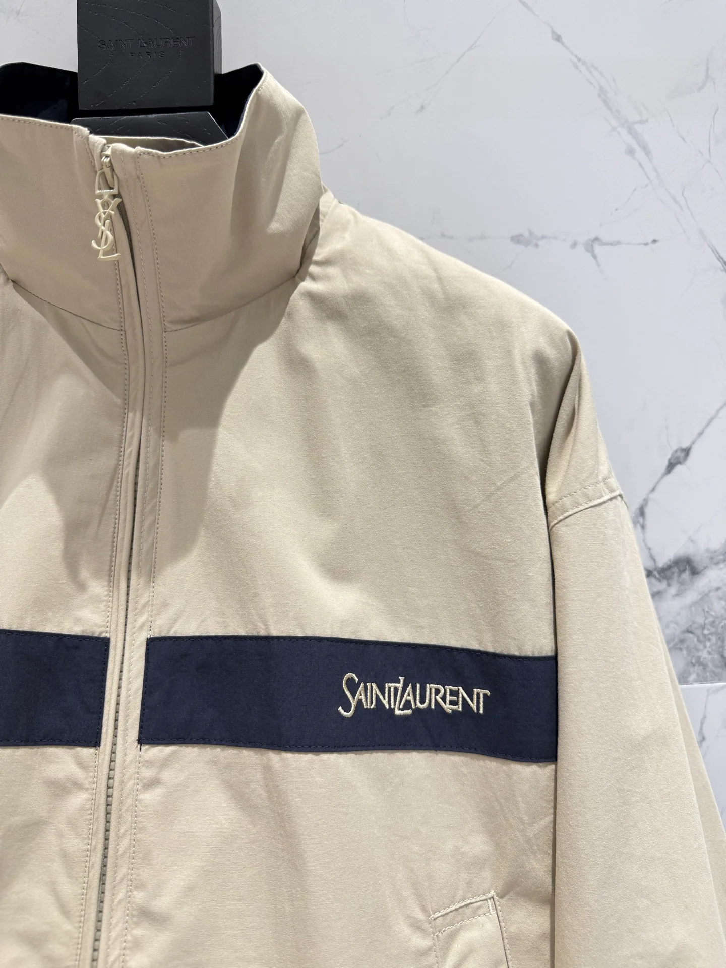 Кожаные Куртки И Дублёнки Женские Saint Laurent 13431964