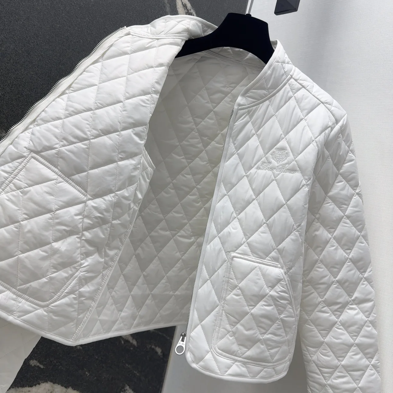 Куртки И Пуховики Женские Loro Piana 282221