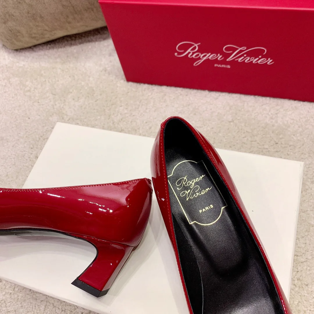 Туфли Женские Roger Vivier 17550719