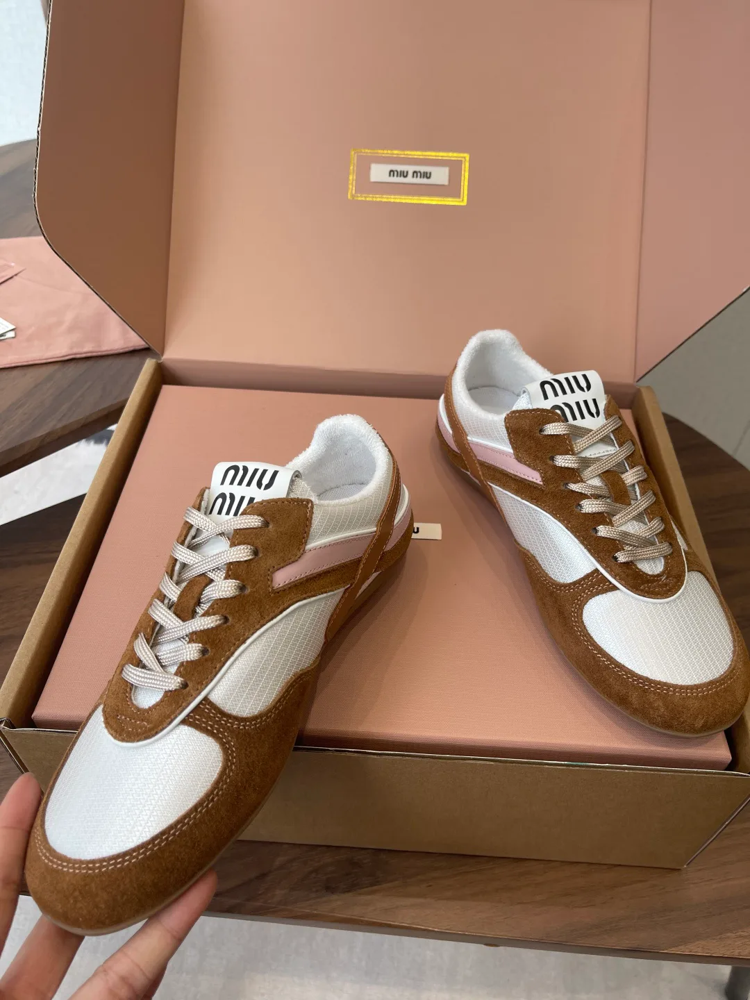Кроссовки Женские Miu Miu 11645228