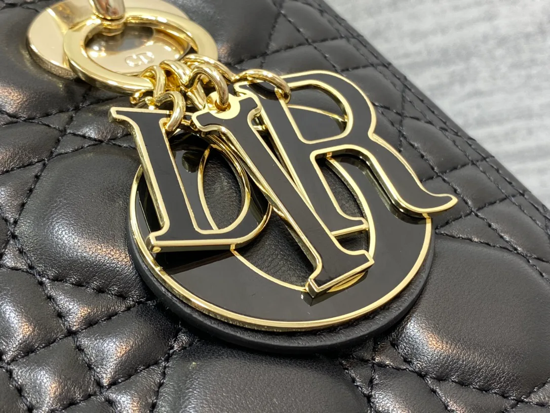 Классические Сумки Женские Christian Dior 13414267