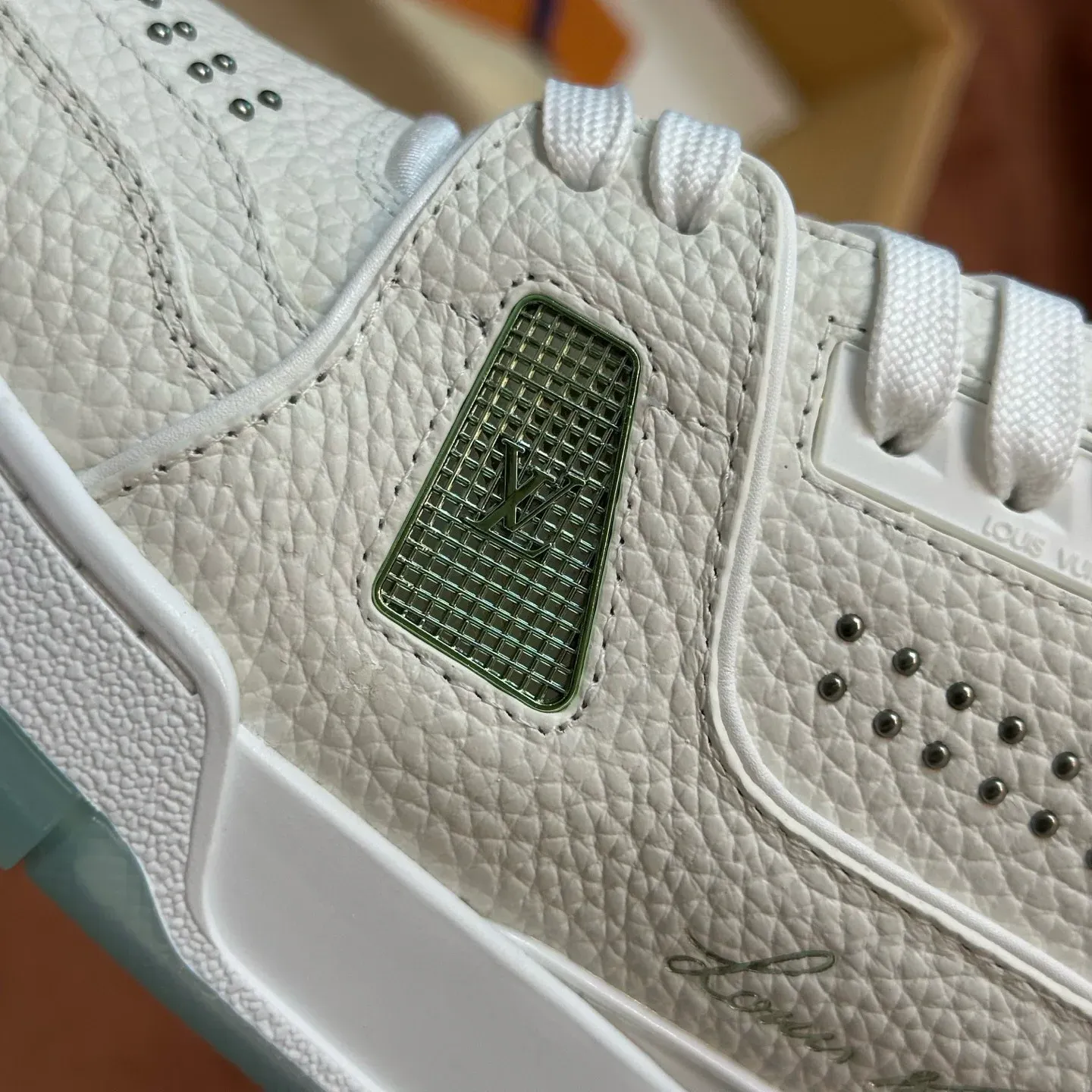 Кроссовки Женские Louis Vuitton 76159