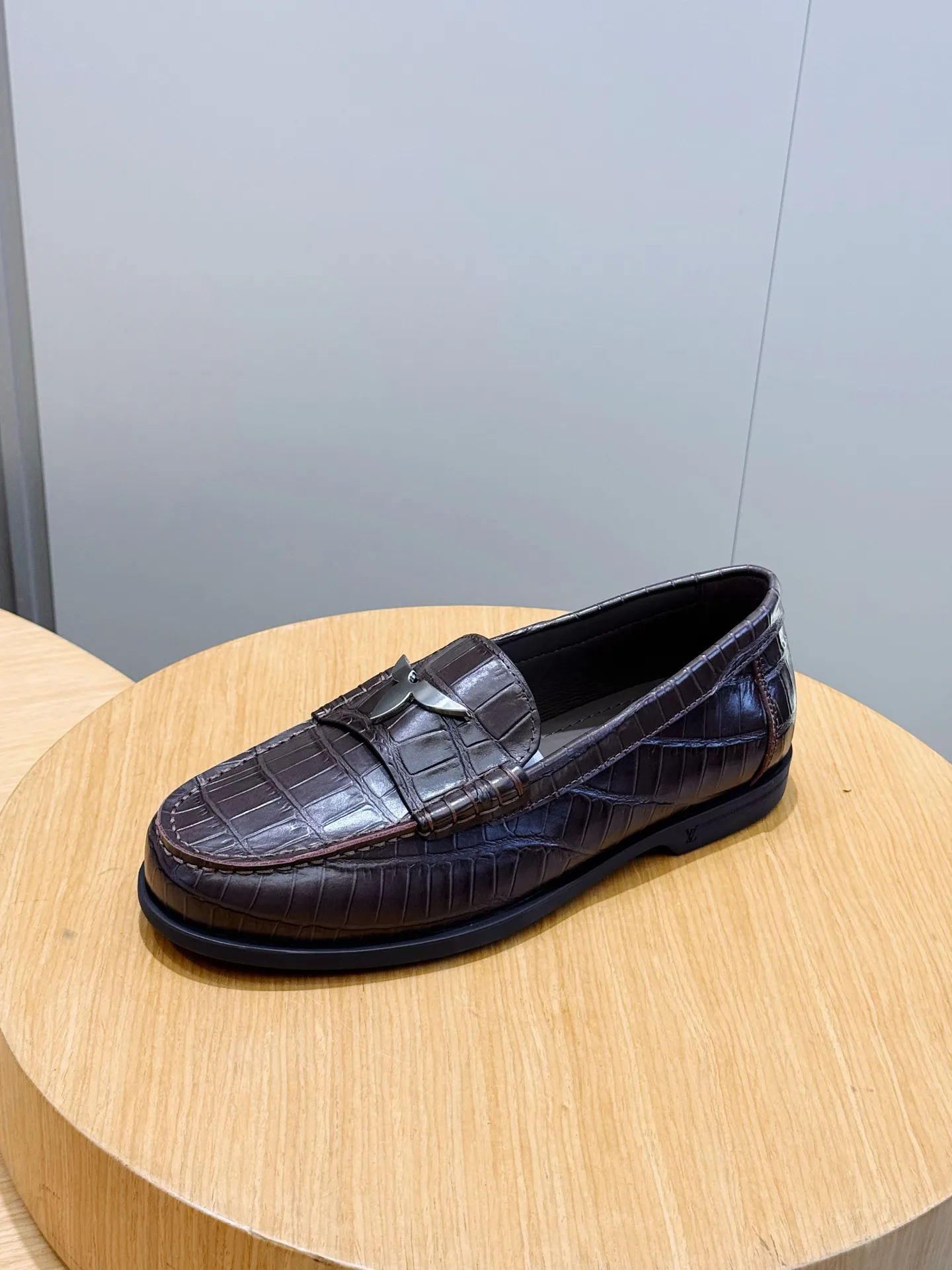 Лоферы И Туфли Мужские Louis Vuitton 18277846