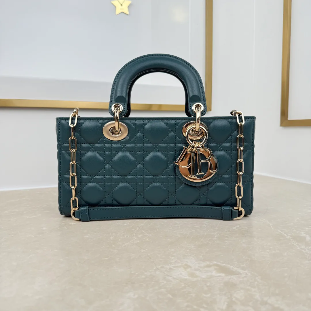 Классические Сумки Женские Christian Dior 18242046