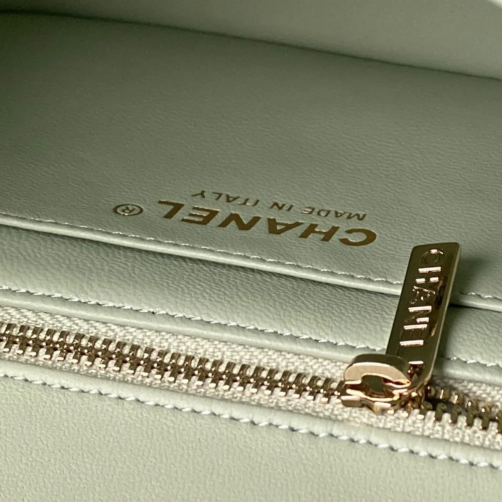 Классические Сумки Женские Chanel 13186863