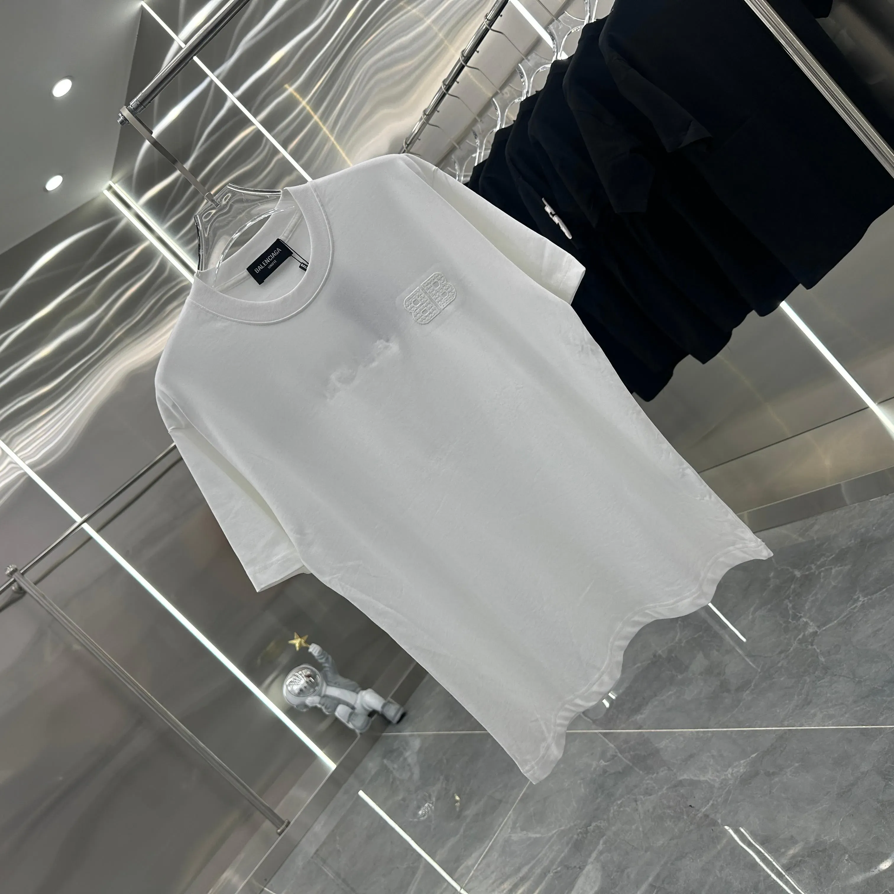 Футболки Женские Balenciaga 13281