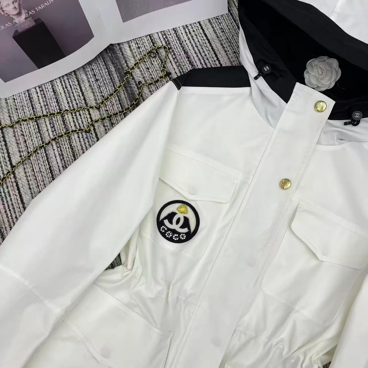 Куртки И Пуховики Женские Chanel 10118625