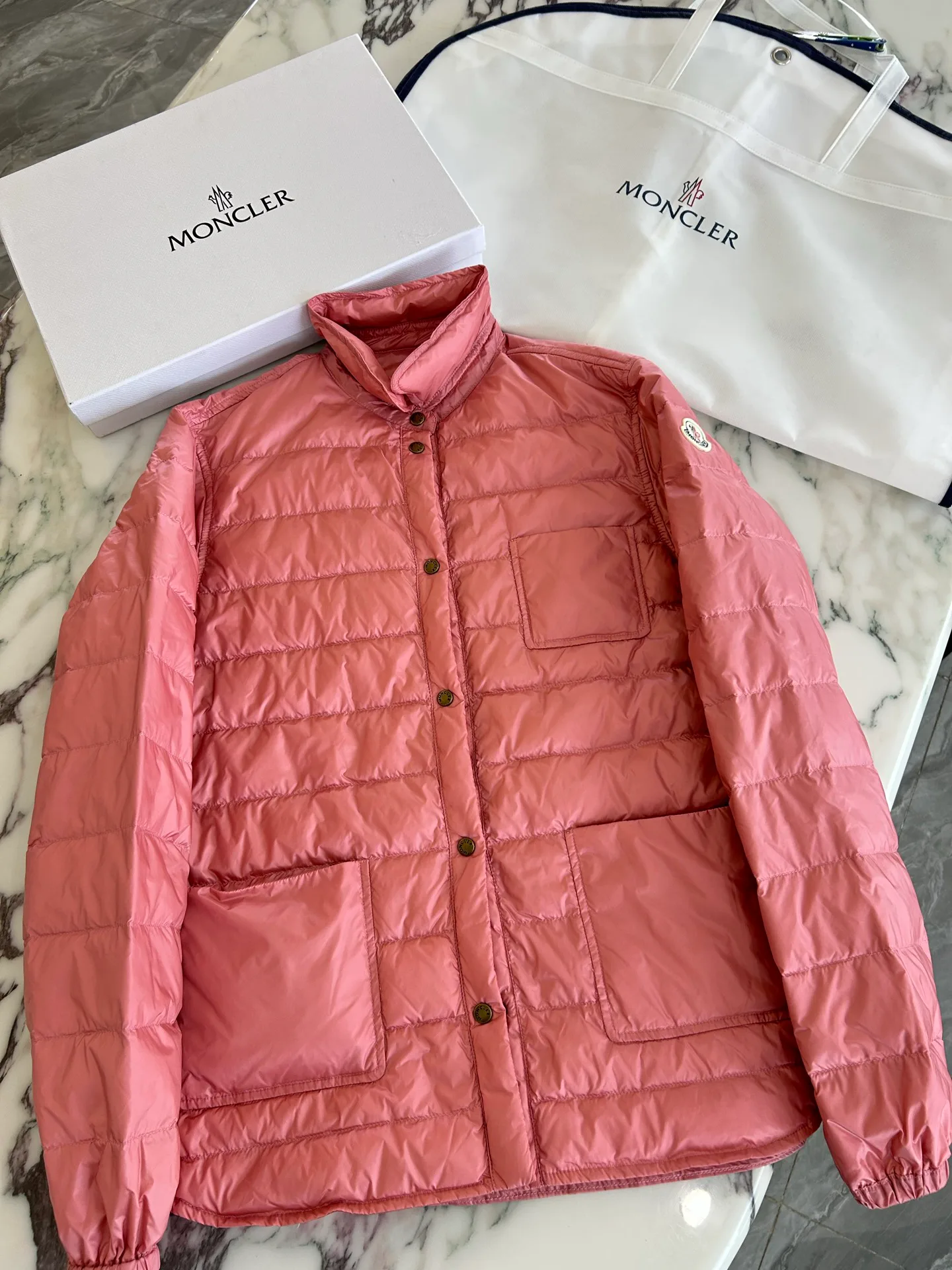 Куртки И Пуховики Мужские Moncler 18231323