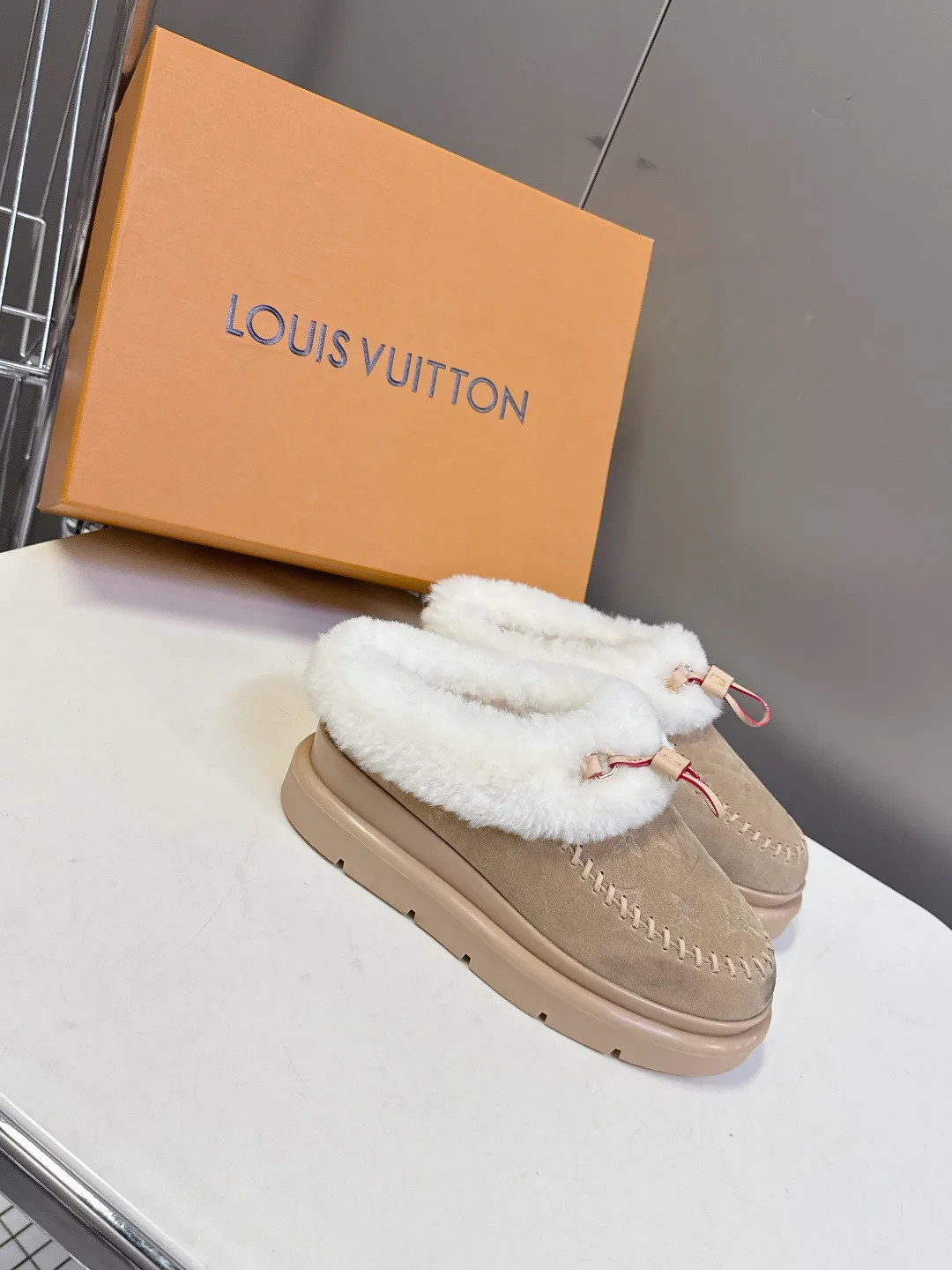 Угги Женские Louis Vuitton 244099