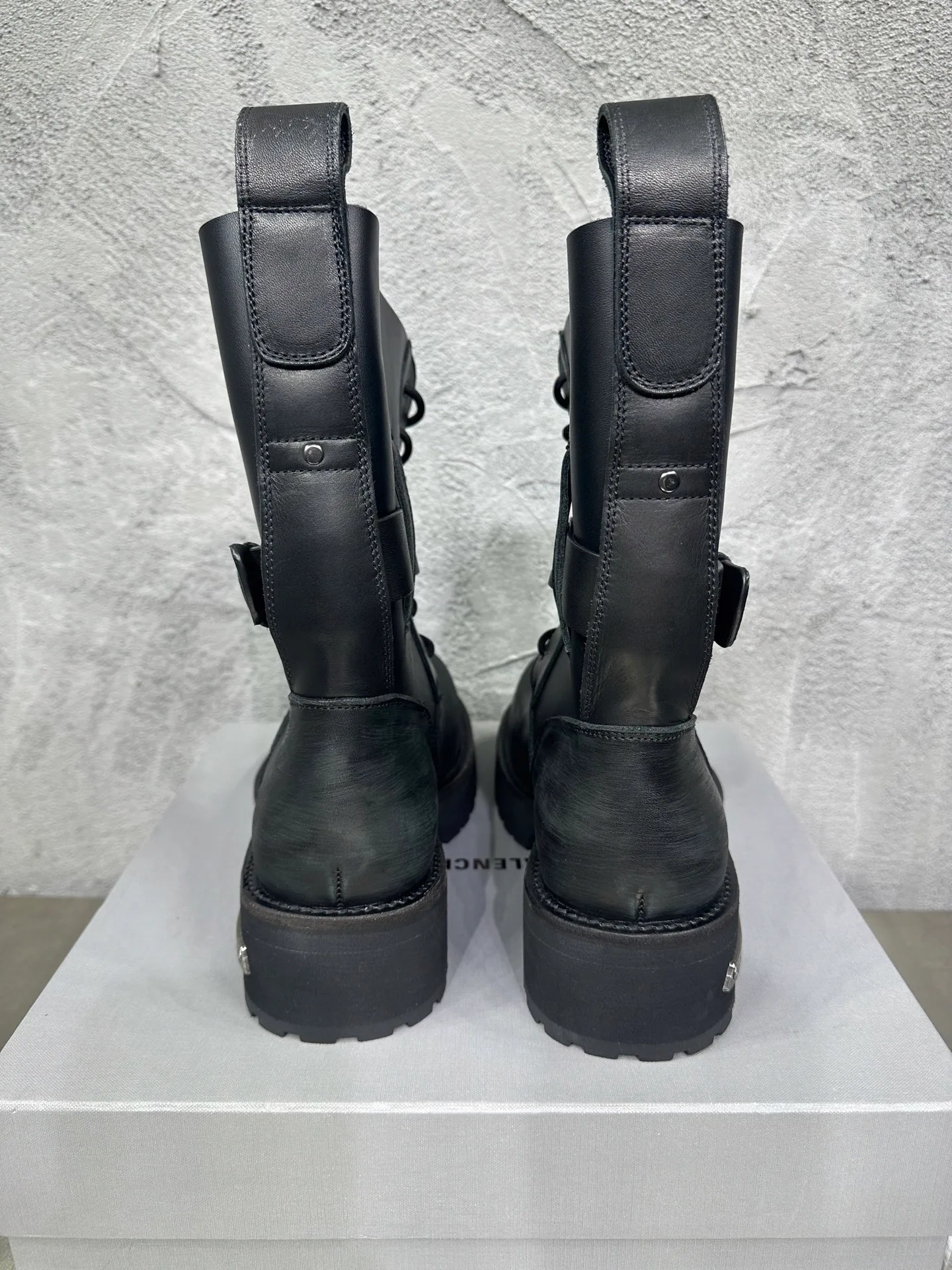 Ботинки Мужские Balenciaga 19688080