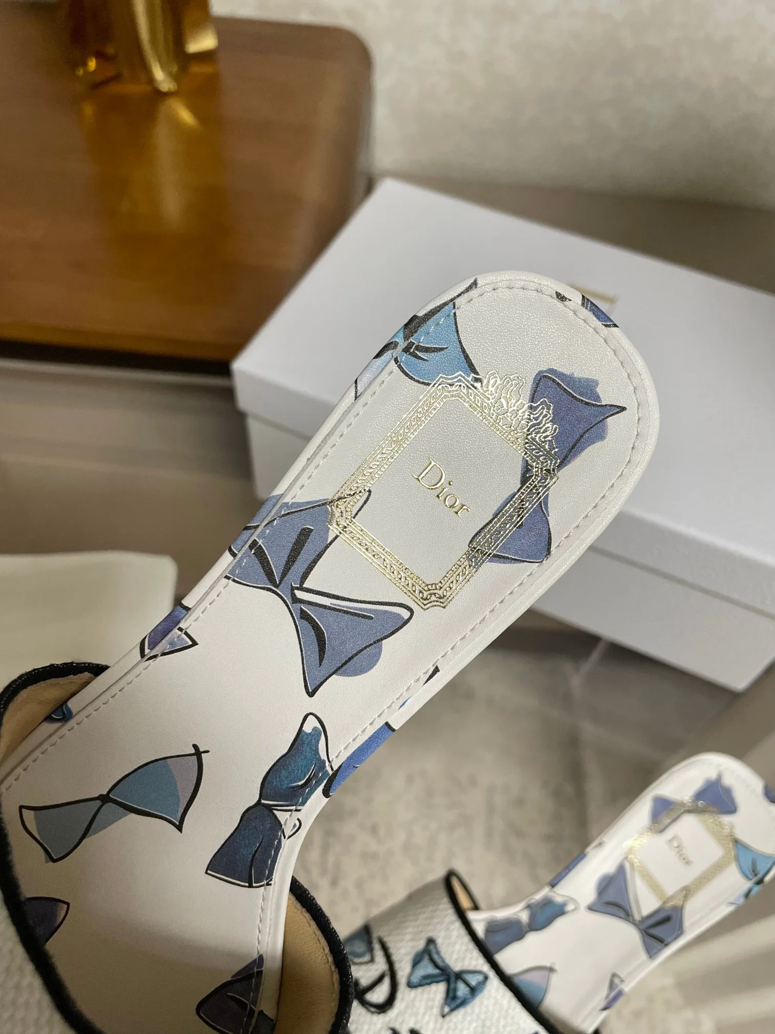 Босоножки Женские Christian Dior 18633903