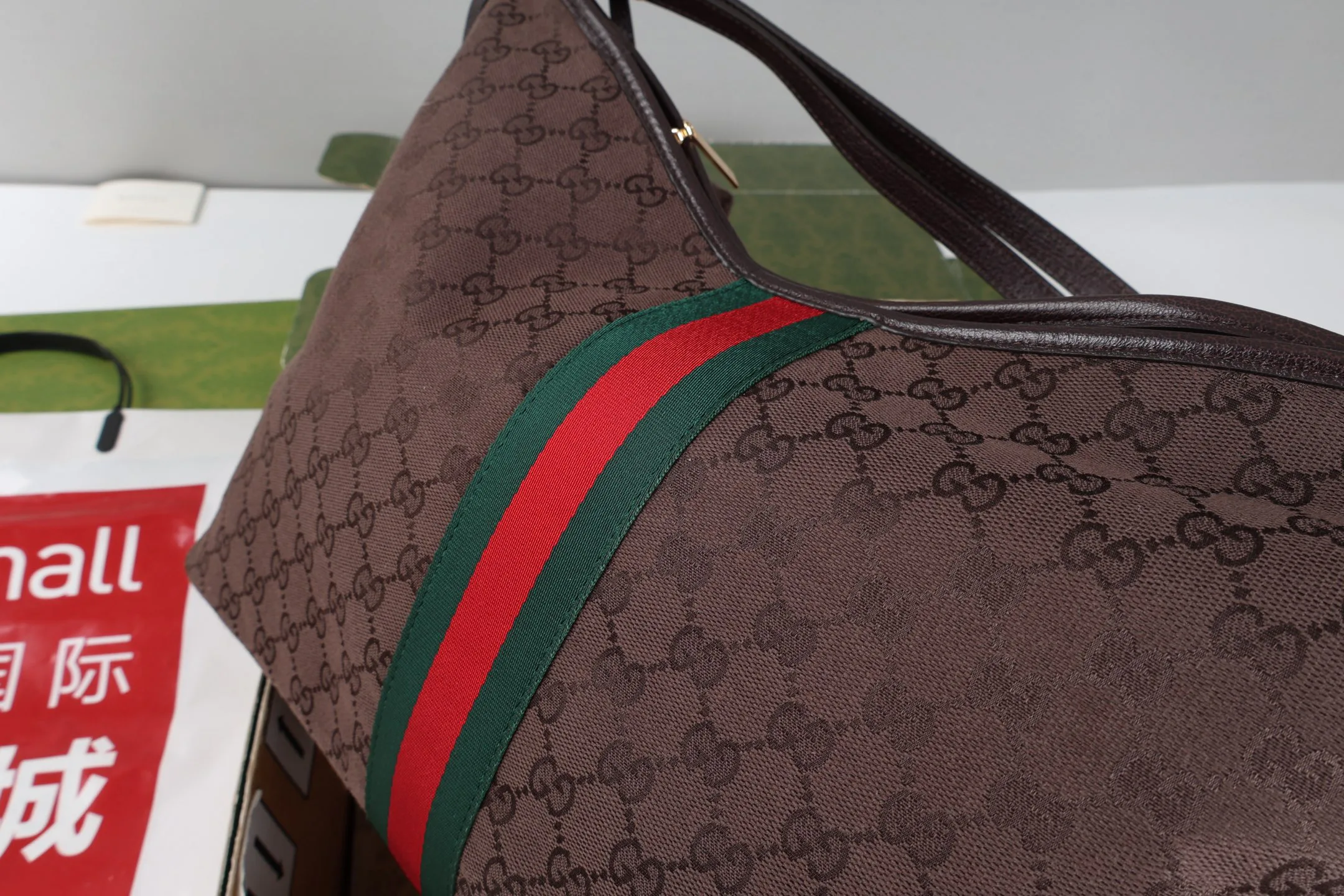 Классические Сумки Женские Gucci 18250604