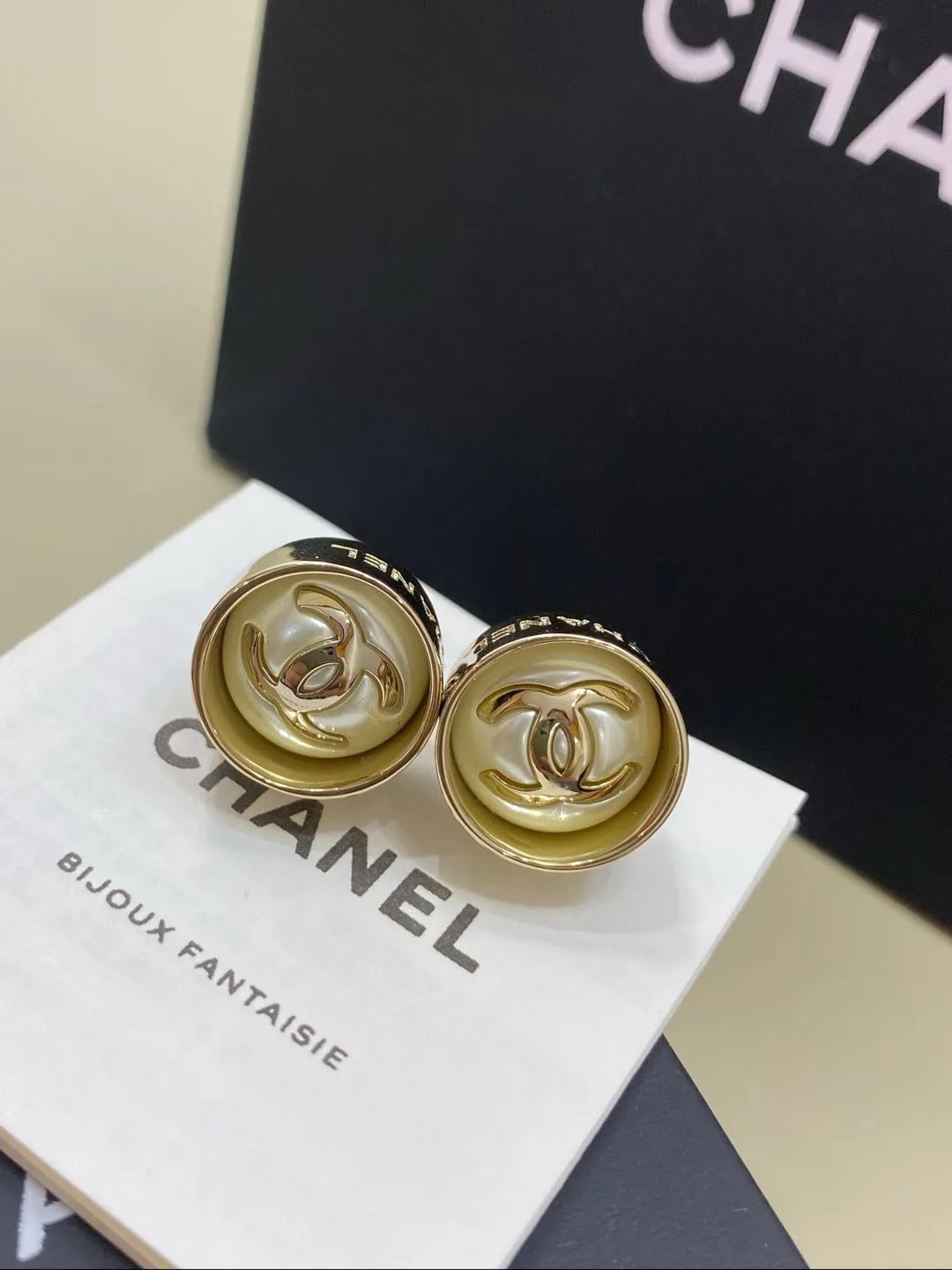 Бижутерия Chanel 410484