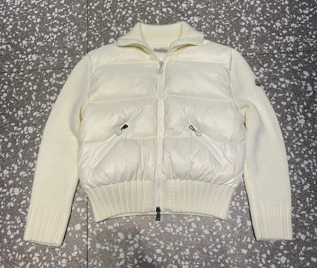 Куртки И Пуховики Женские Moncler 18129923