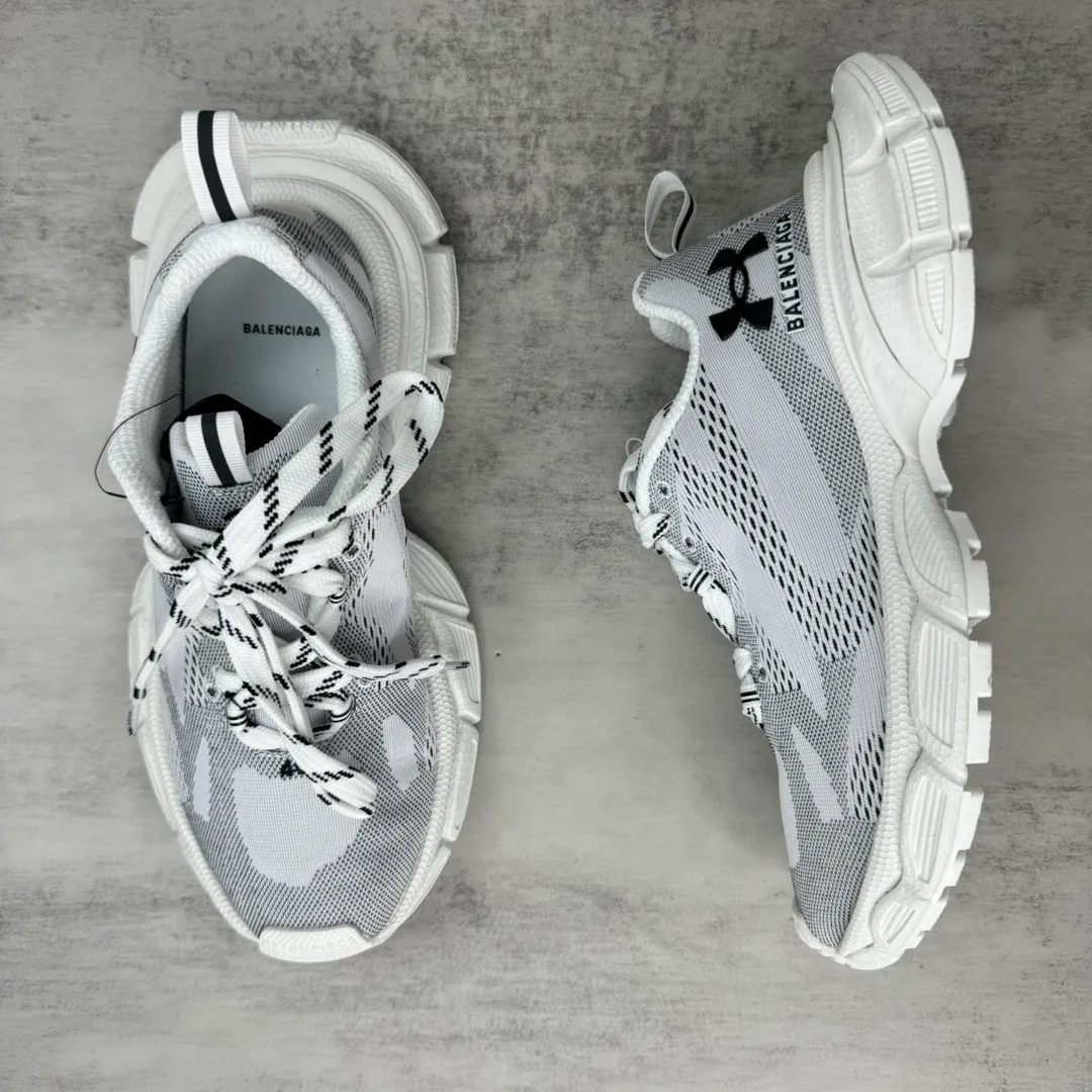 Кроссовки Женские Balenciaga 11102645