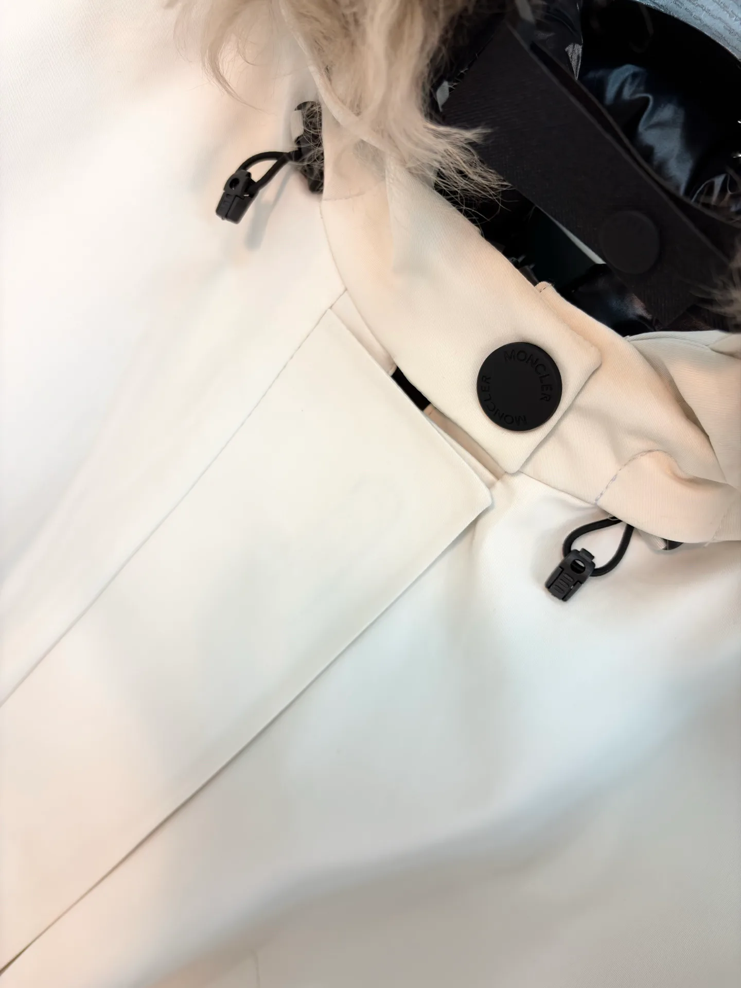 Куртки И Пуховики Женские Moncler 18188680