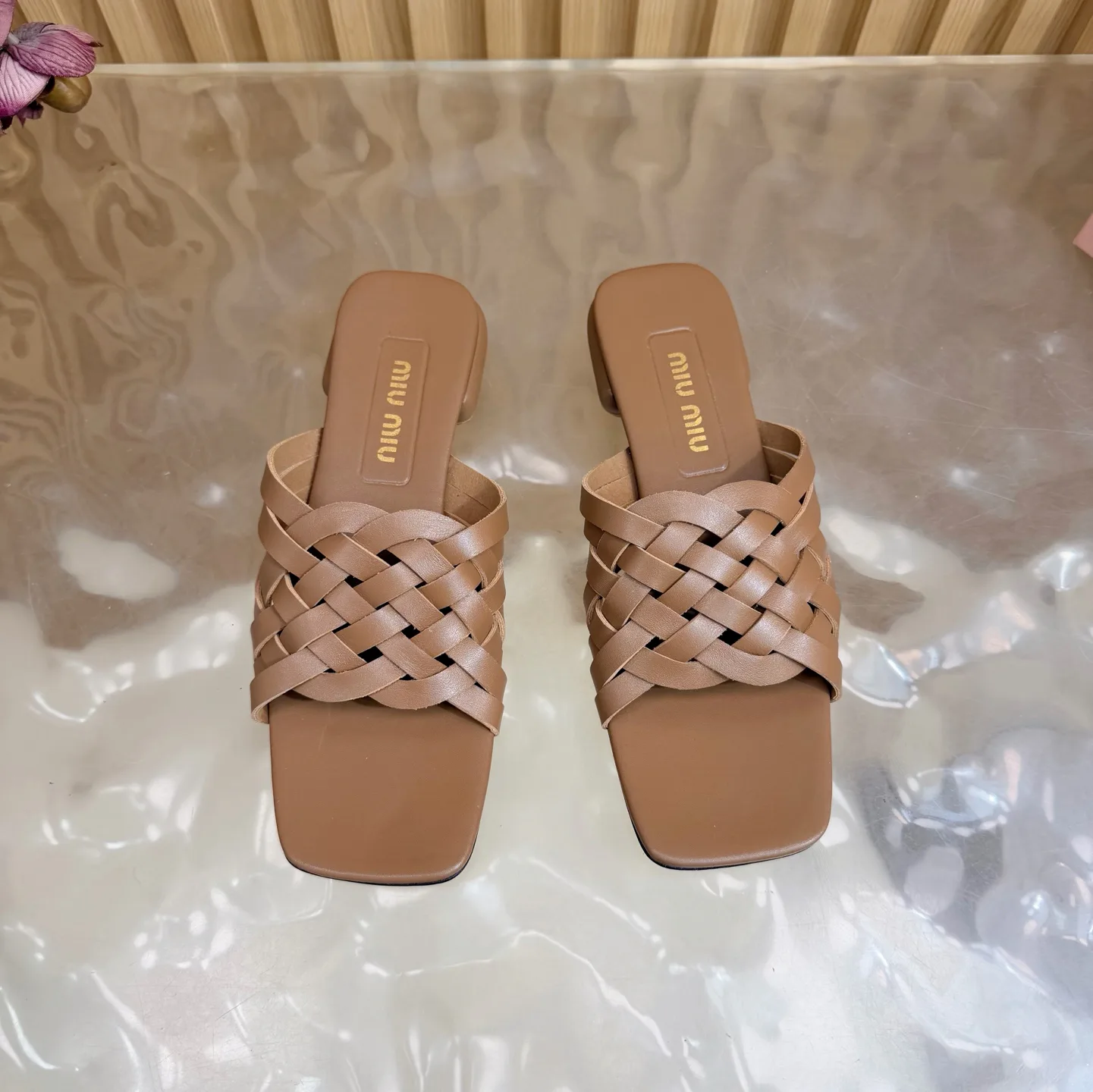 Шлепанцы Женские Miu Miu 9597364