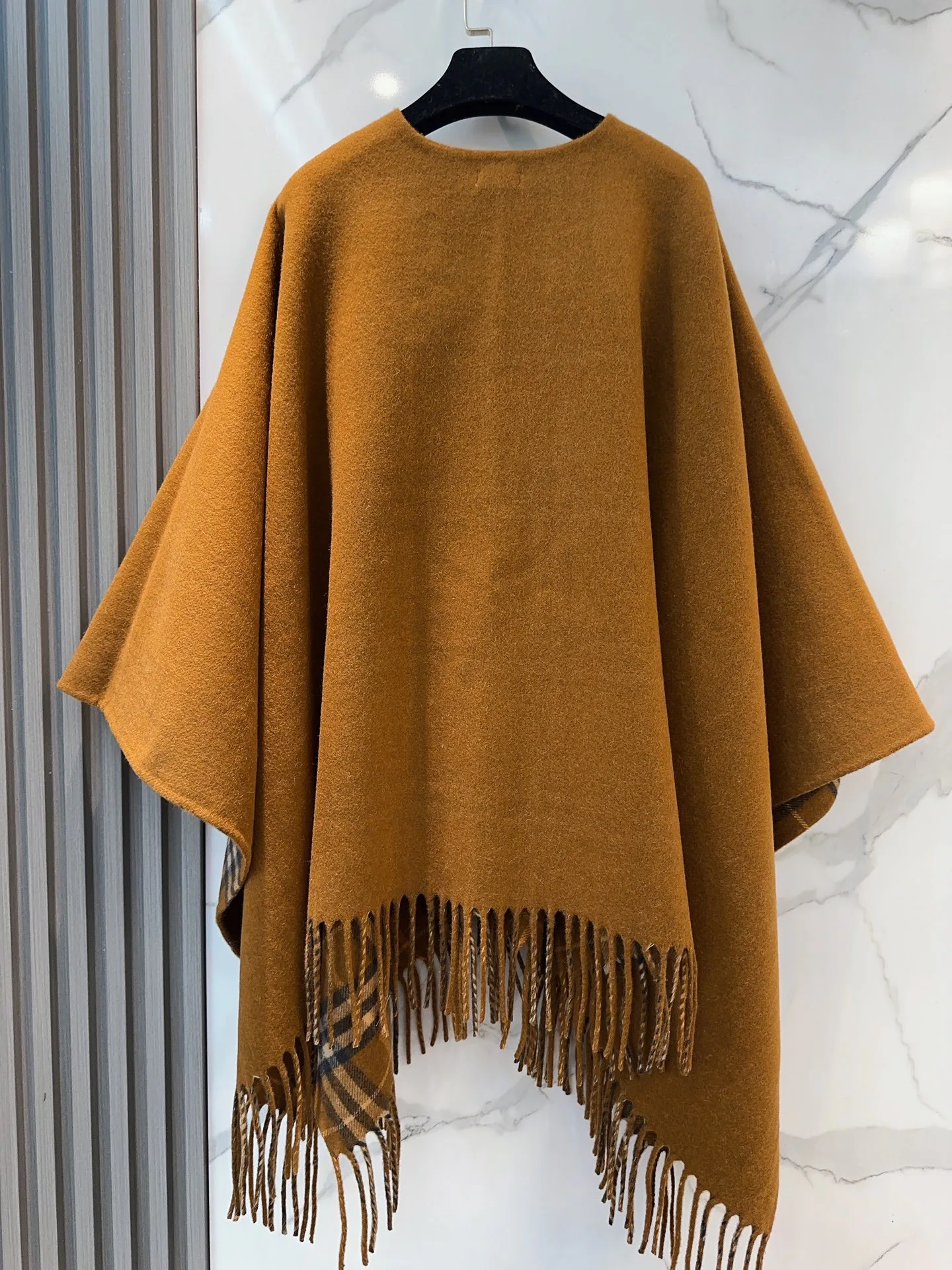Пальто Женские Burberry 18401229