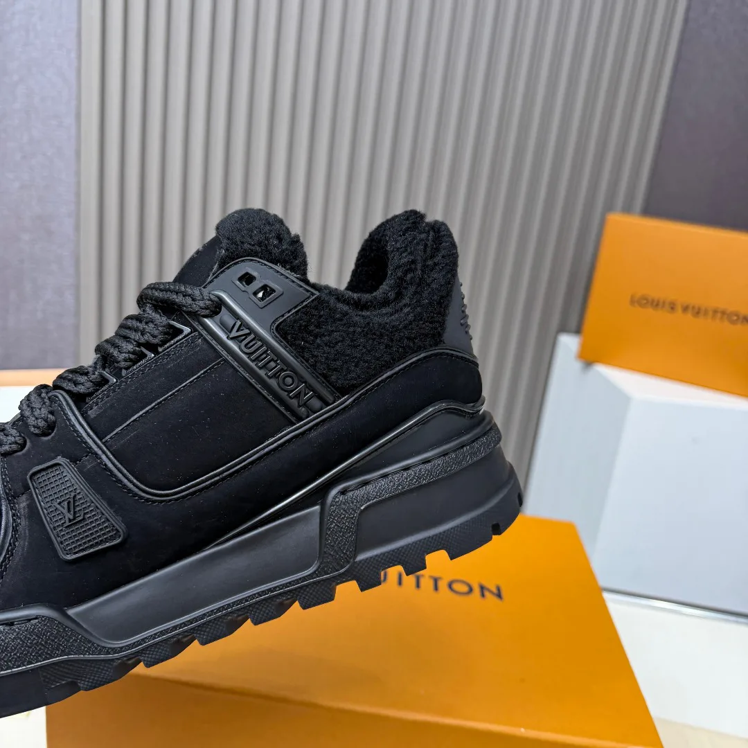 Кроссовки Мужские Louis Vuitton 11073691