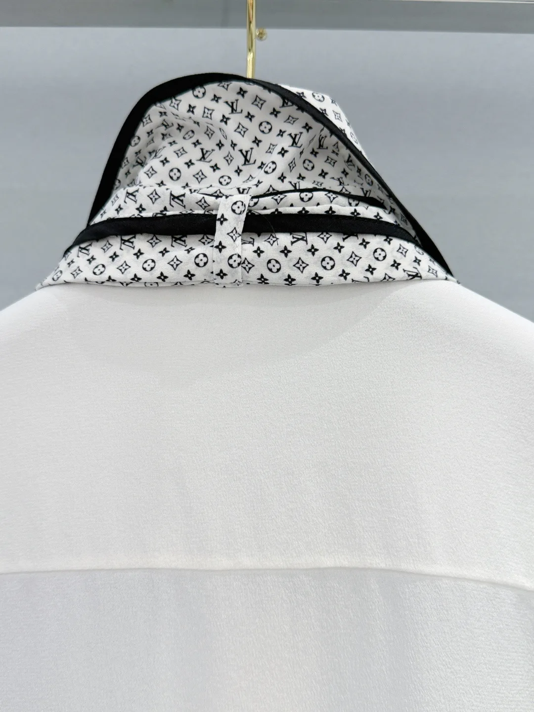 Рубашки Женские Louis Vuitton 12785371