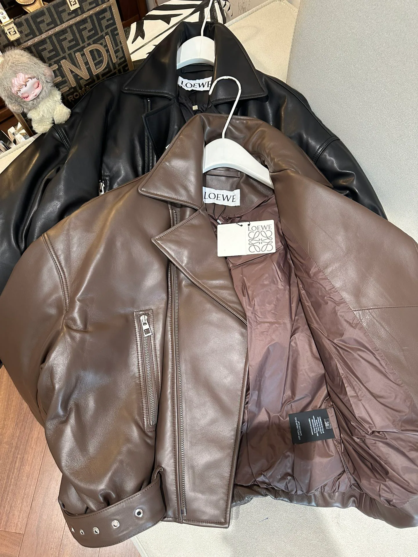 Кожаные Куртки И Дублёнки Женские Loewe 496014