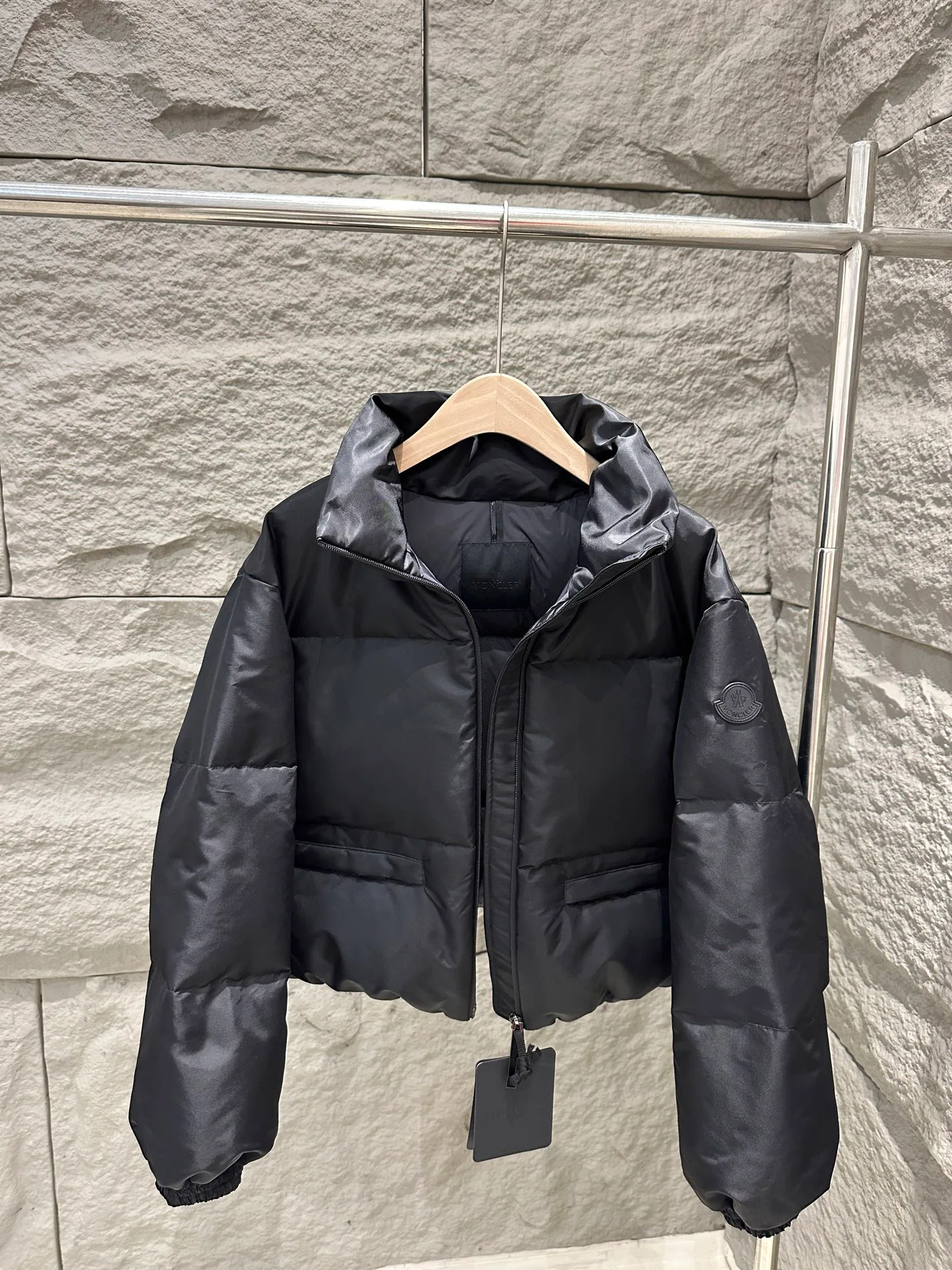 Куртки И Пуховики Женские Moncler 18609664