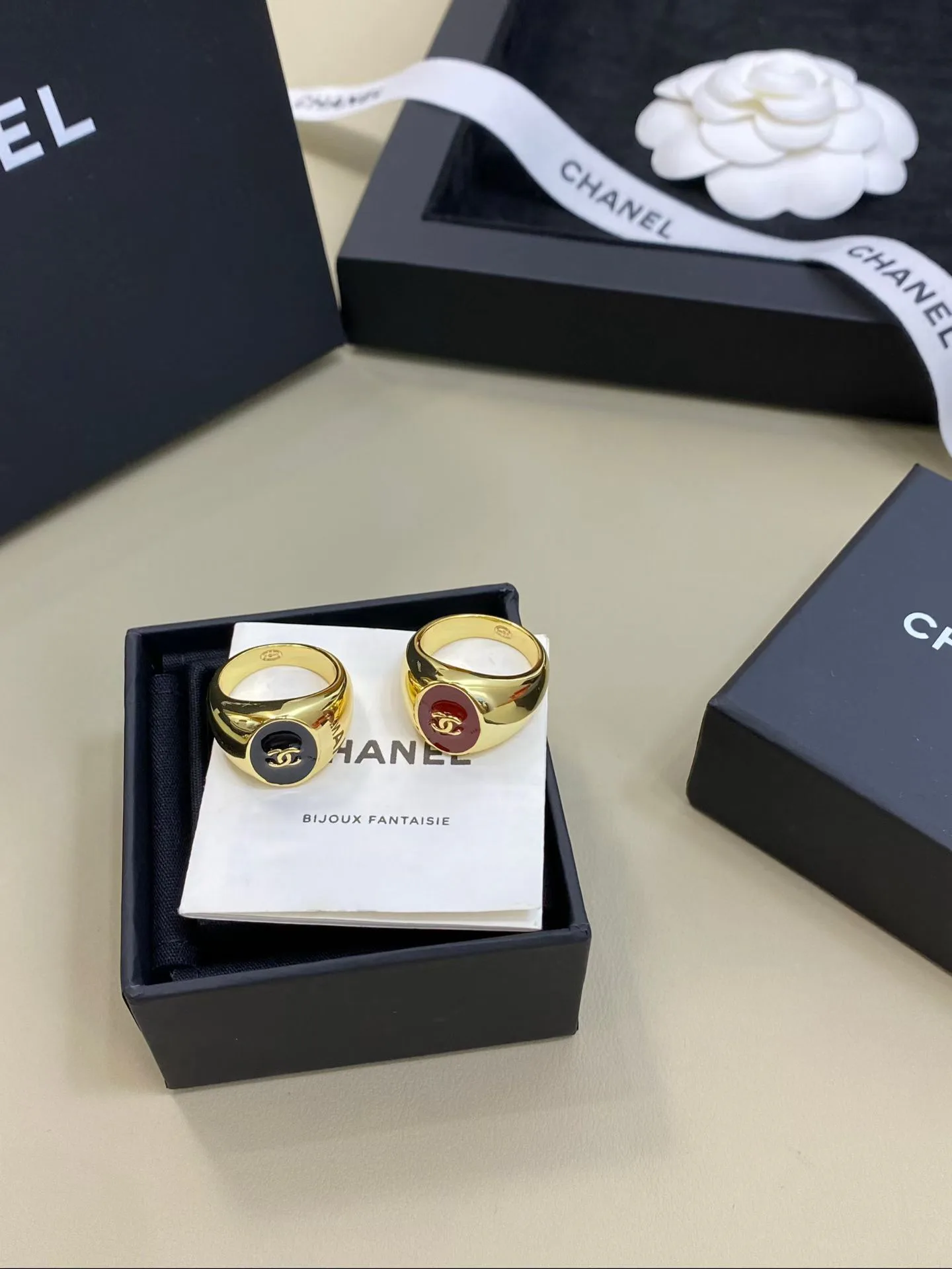 Бижутерия Chanel 18123087