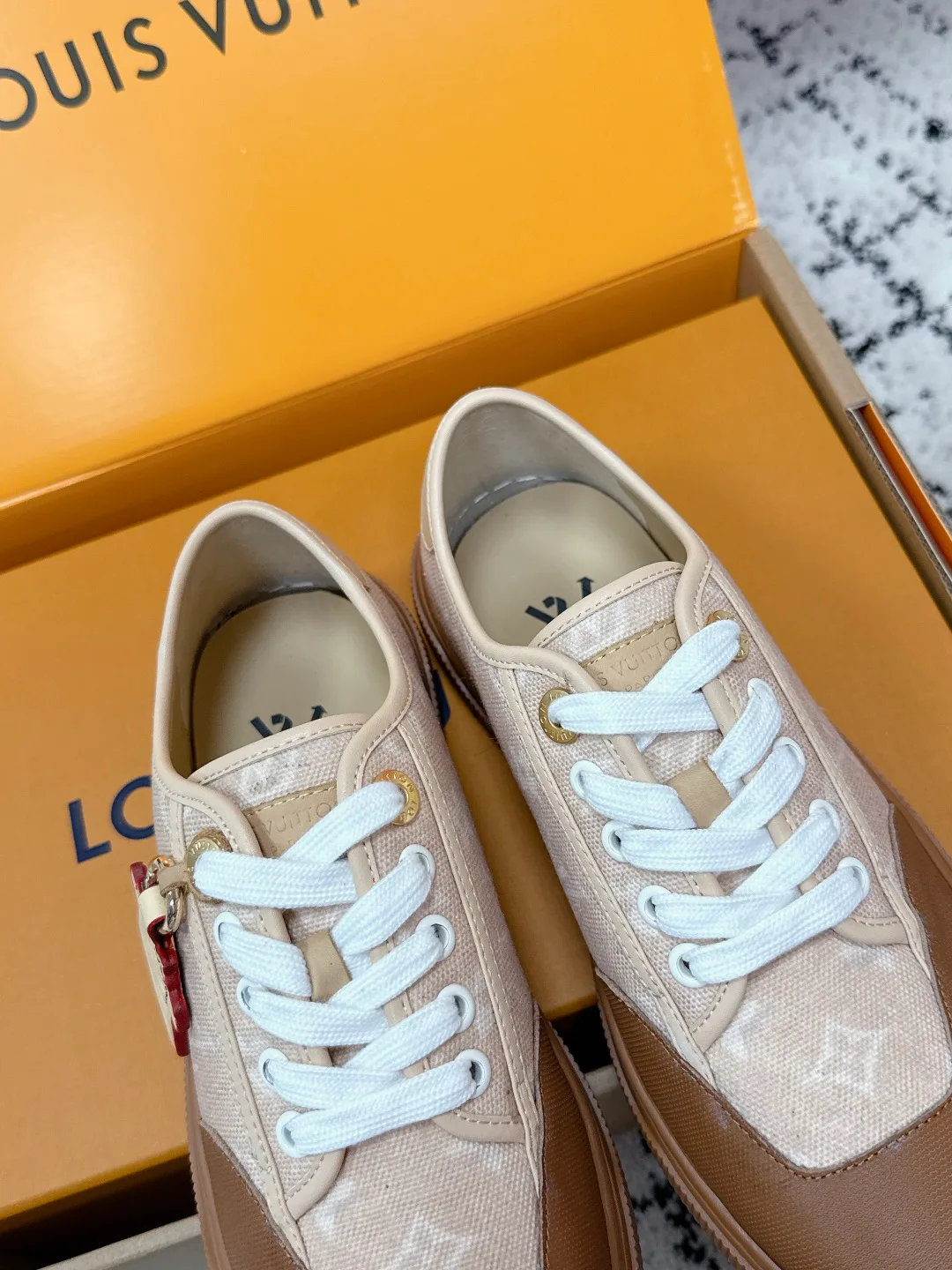 Кеды Женские Louis Vuitton 2471142