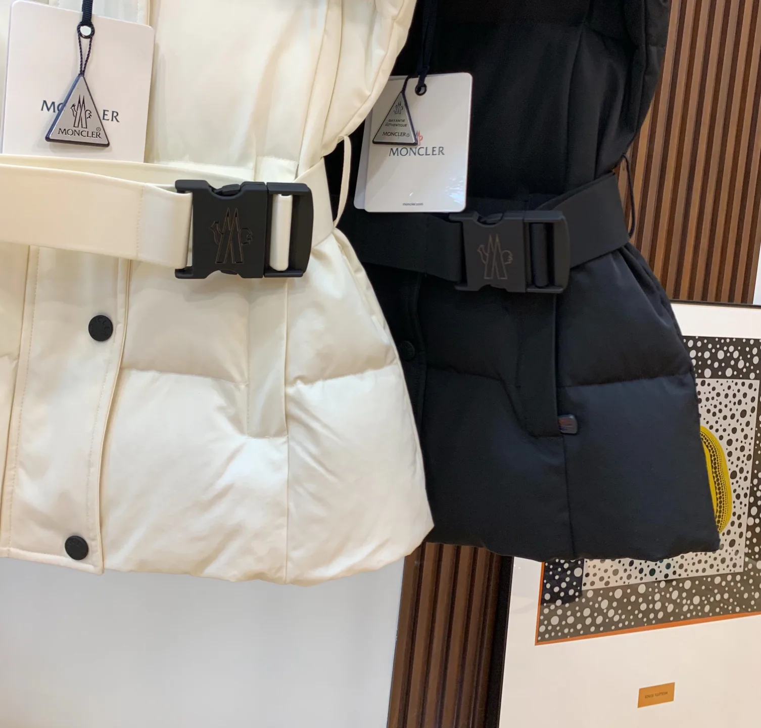 Куртки И Пуховики Женские Moncler 496973