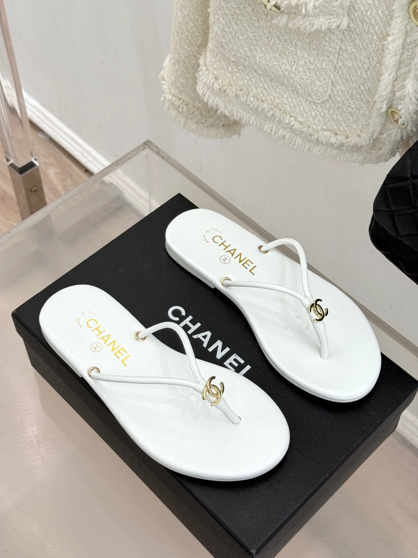 Шлепанцы Женские Chanel 11646717