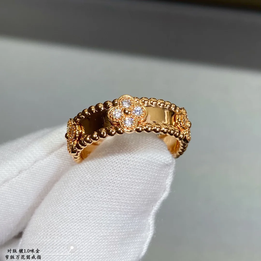Бижутерия Van Cleef & Arpels 203876