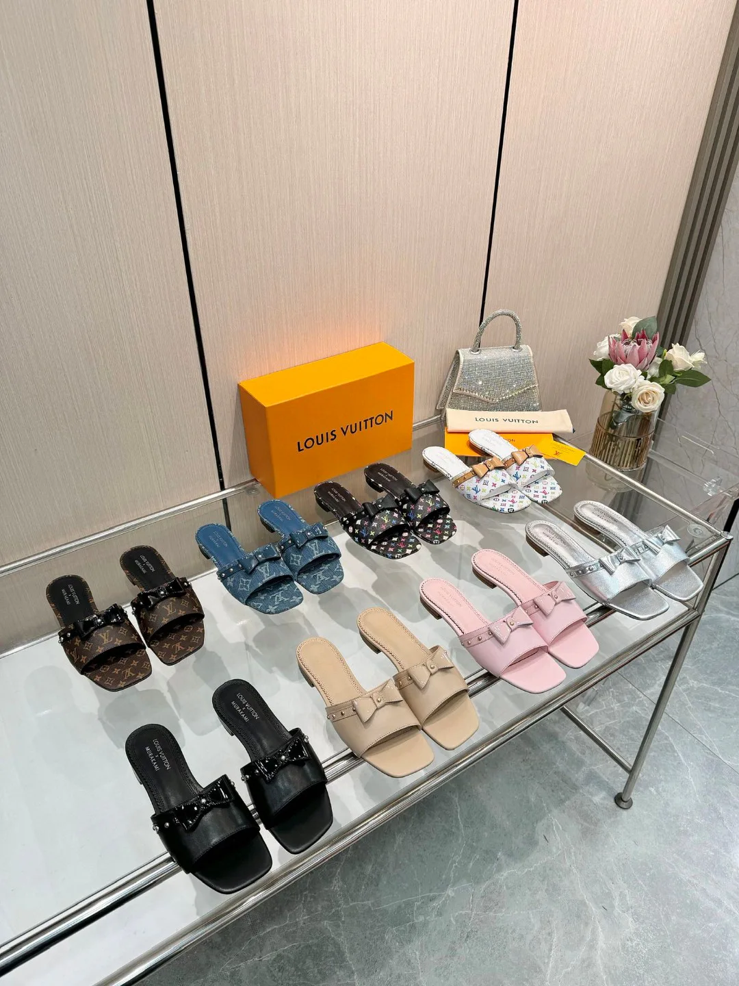 Шлепанцы Женские Louis Vuitton 19205