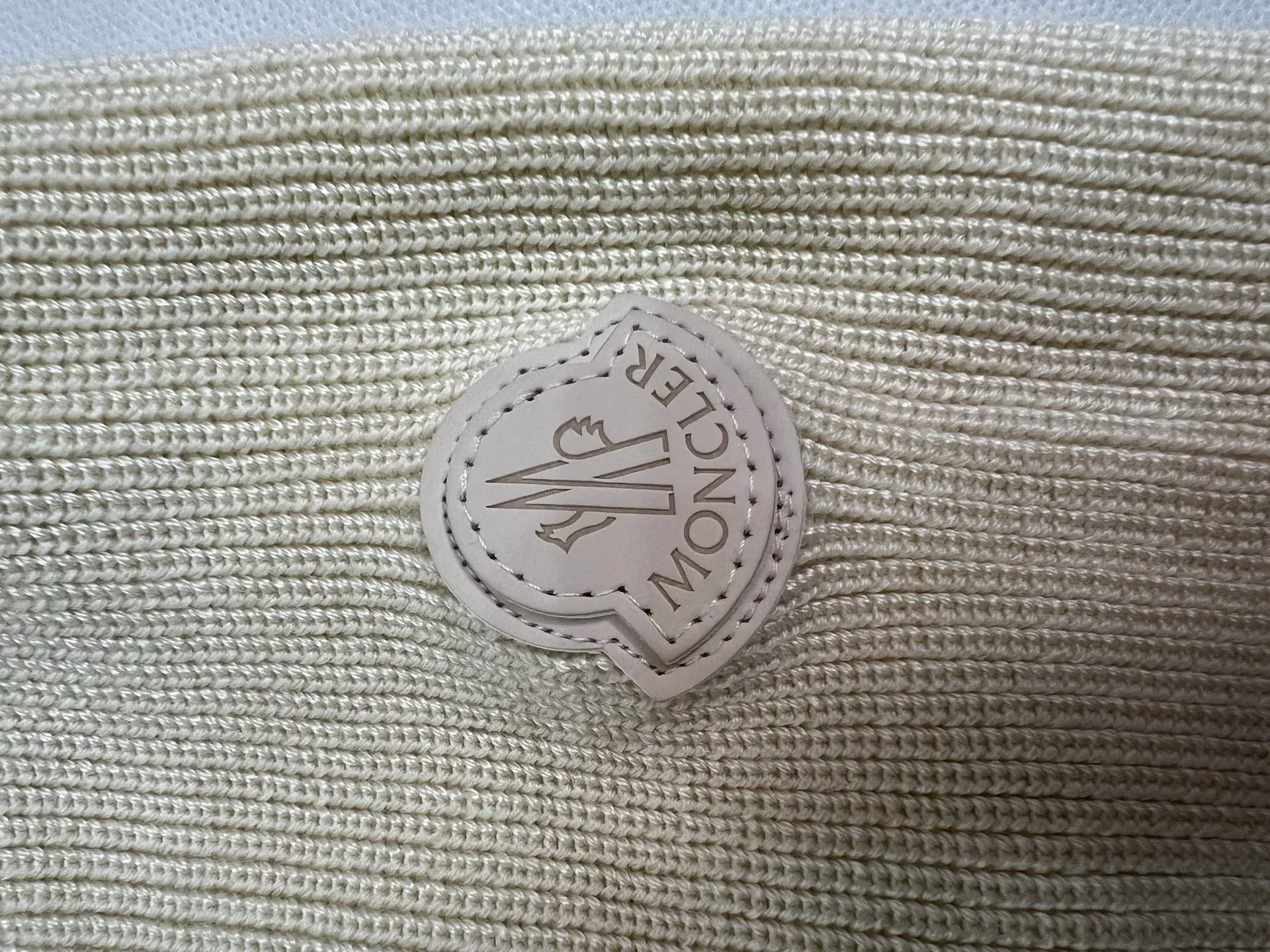 Куртки И Пуховики Женские Moncler 830256