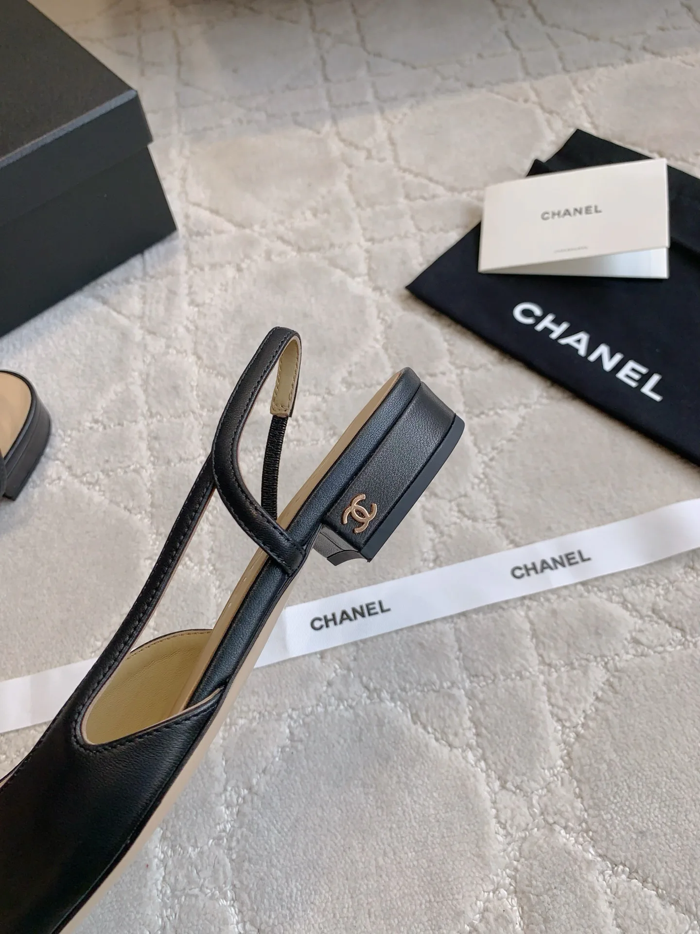 Туфли Женские Chanel 11008640