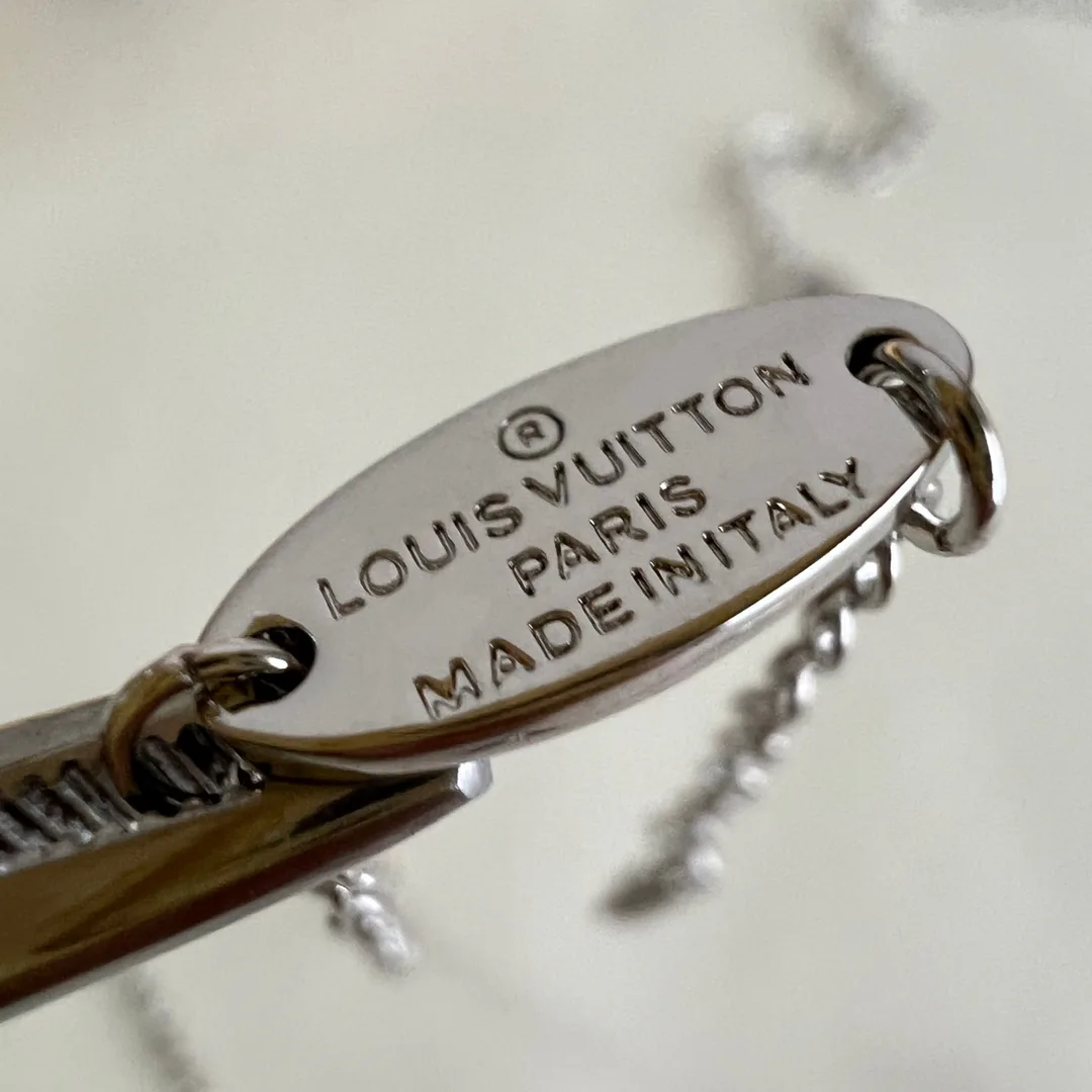 Бижутерия Louis Vuitton 11684844