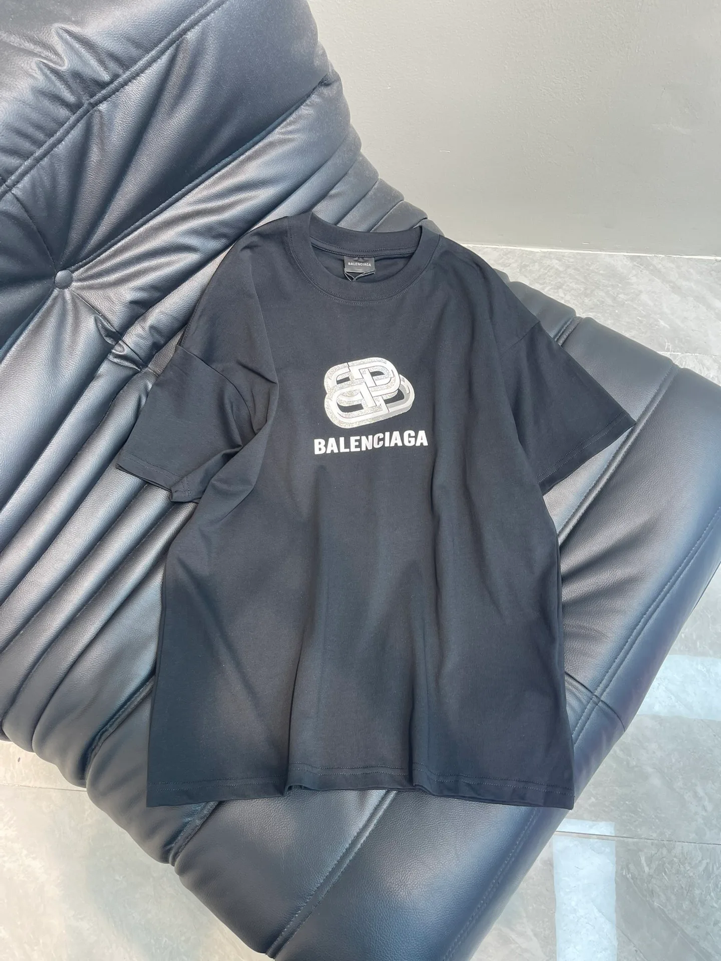 Футболки Женские Balenciaga 35472