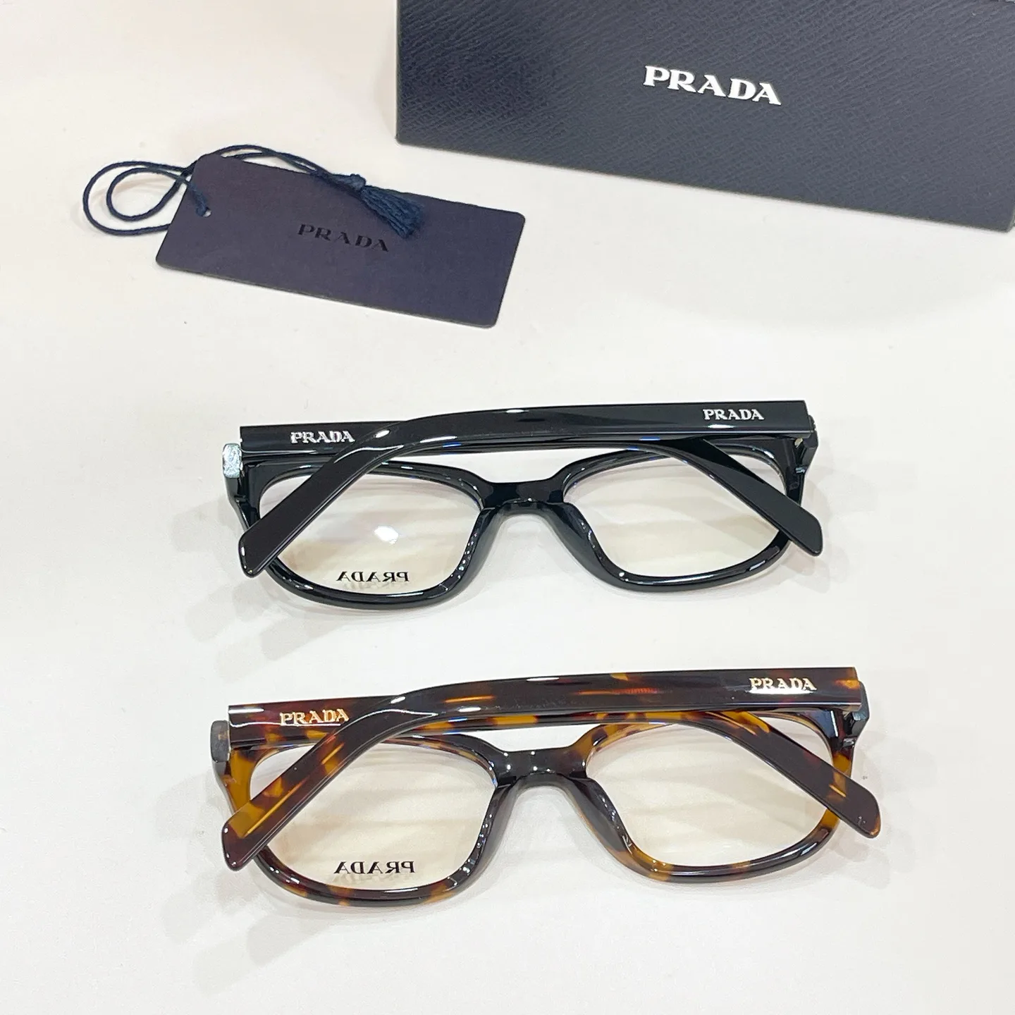 Очки Prada 13576988