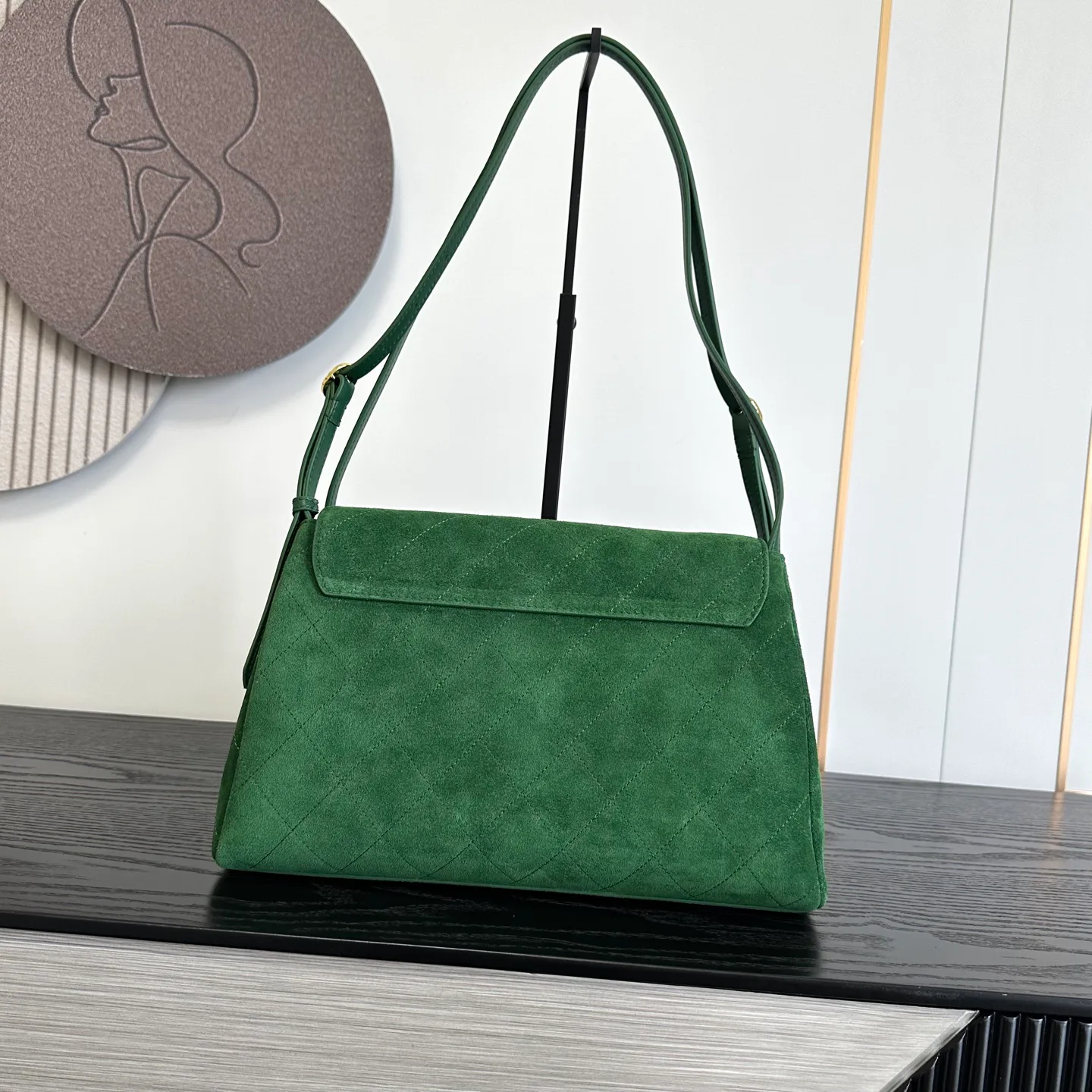 Классические Сумки Женские Chanel 18058426