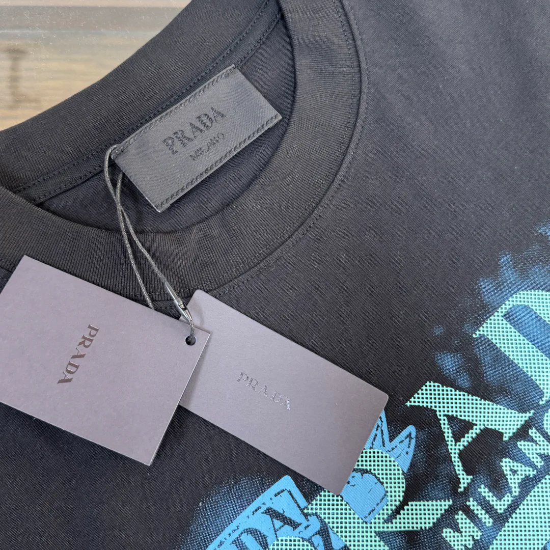 Футболки Женские Prada 11393794