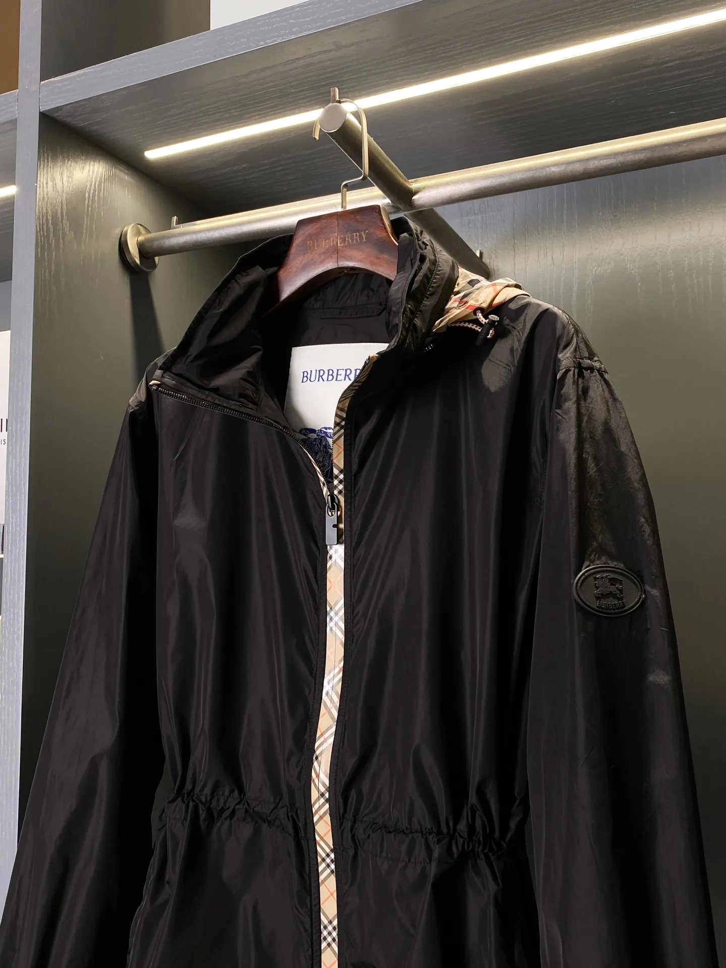 Куртки И Пуховики Женские Burberry 12778565