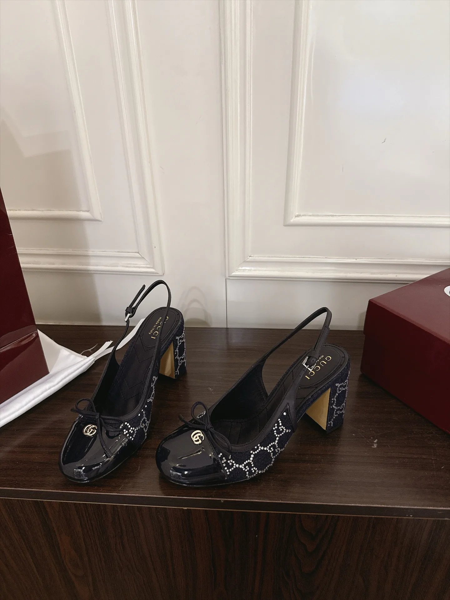 Туфли Женские Gucci 18143133