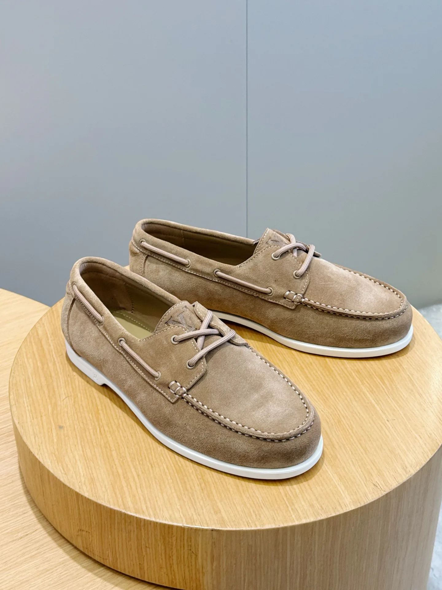 Лоферы И Туфли Мужские Louis Vuitton 18277876